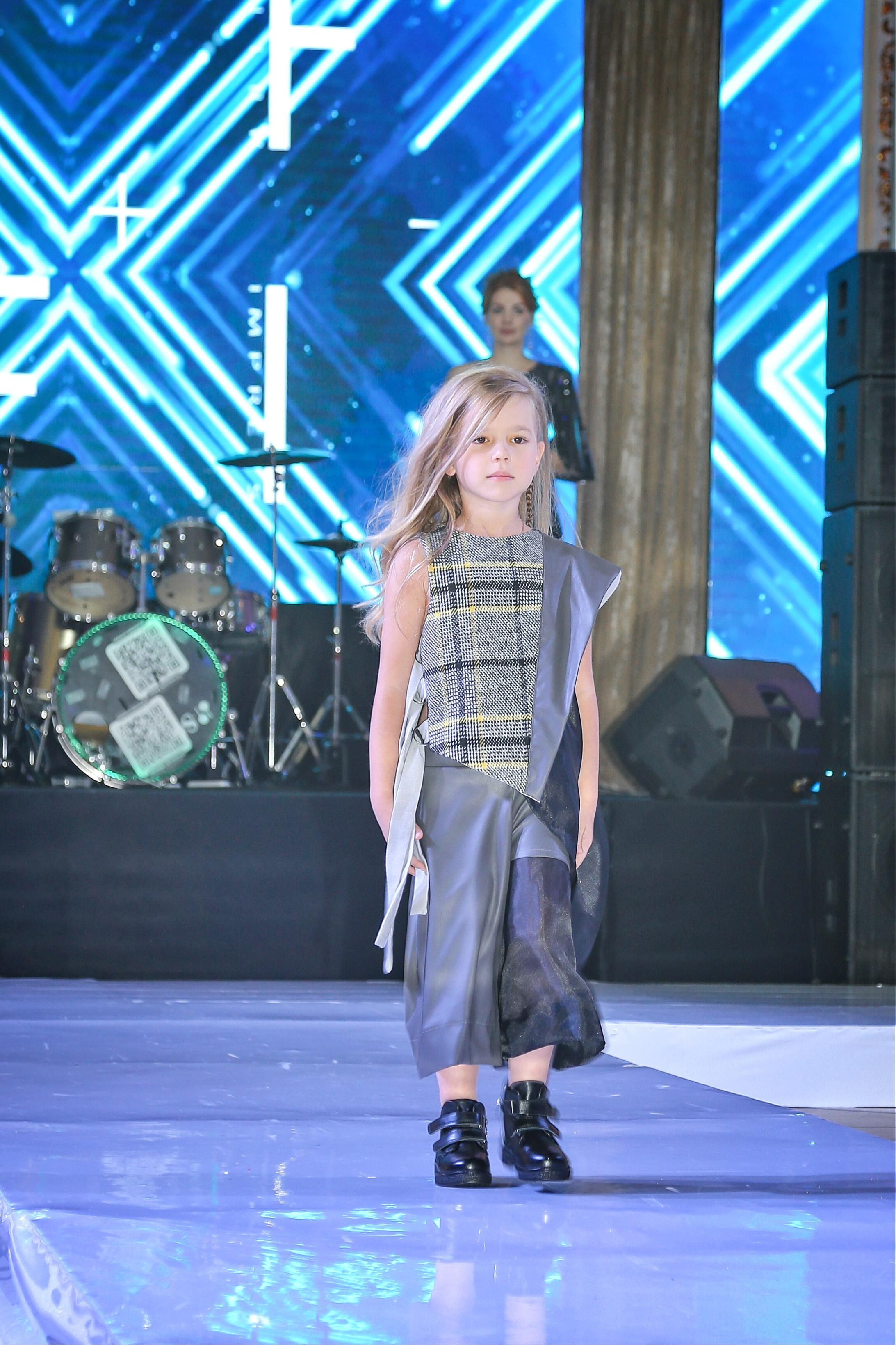 Презентация новой коллекции ДИЗАЙНЕРА НАТАЛЬИ ХАЛАНСКОЙ г. Пятигорск. Модельная студия MIA Models