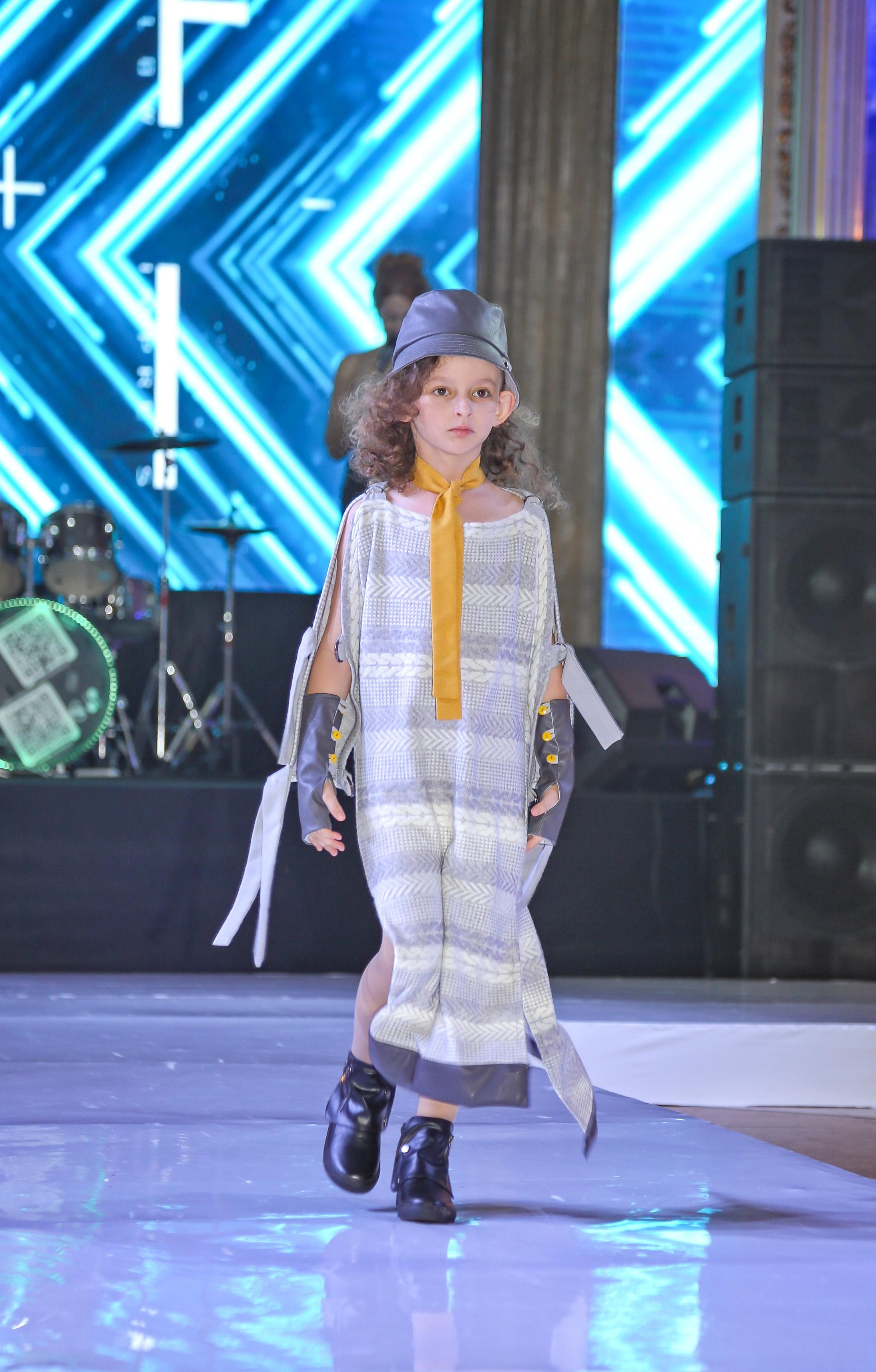 Презентация новой коллекции ДИЗАЙНЕРА НАТАЛЬИ ХАЛАНСКОЙ г. Пятигорск. Модельная студия MIA Models