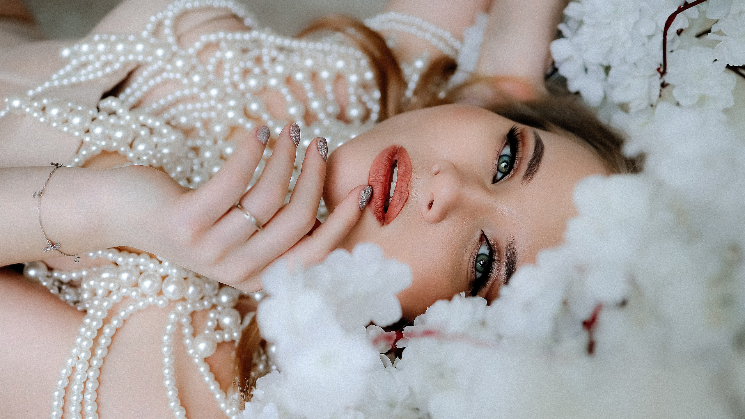 Портфолио — Женский портрет — фотограф Анастасия Инвиш. Эротическая фотосессия в стилю ню в Москве — заказать ню фотосессию от 19 800 руб!