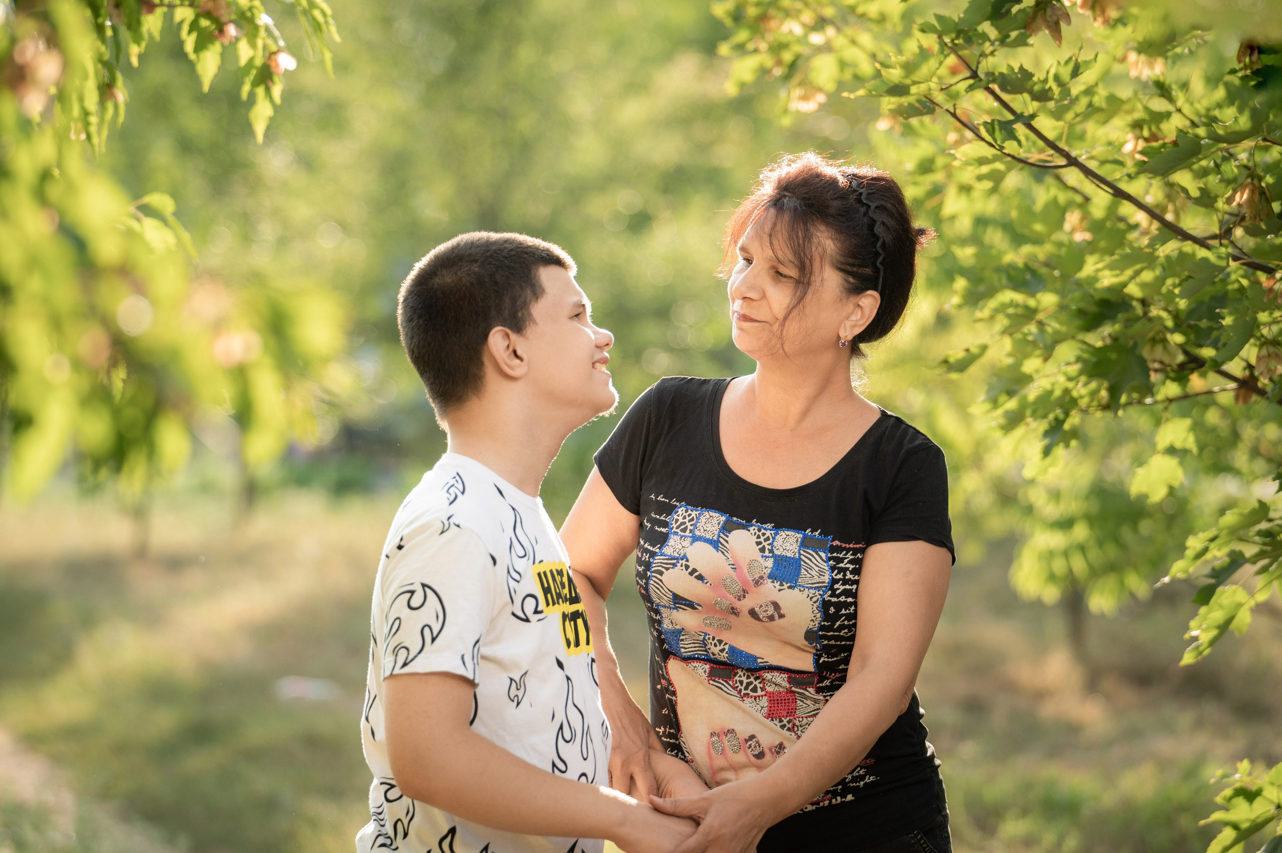 Волонтерство. Антон и Татьяна Денисенко