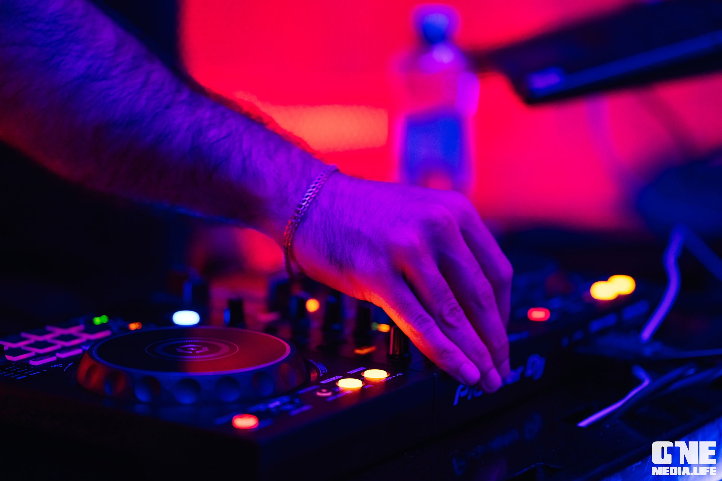 Фоторепортаж из РК Планета. One Media Life: фоторепортажи, фотоотчеты с мероприятий и заведений