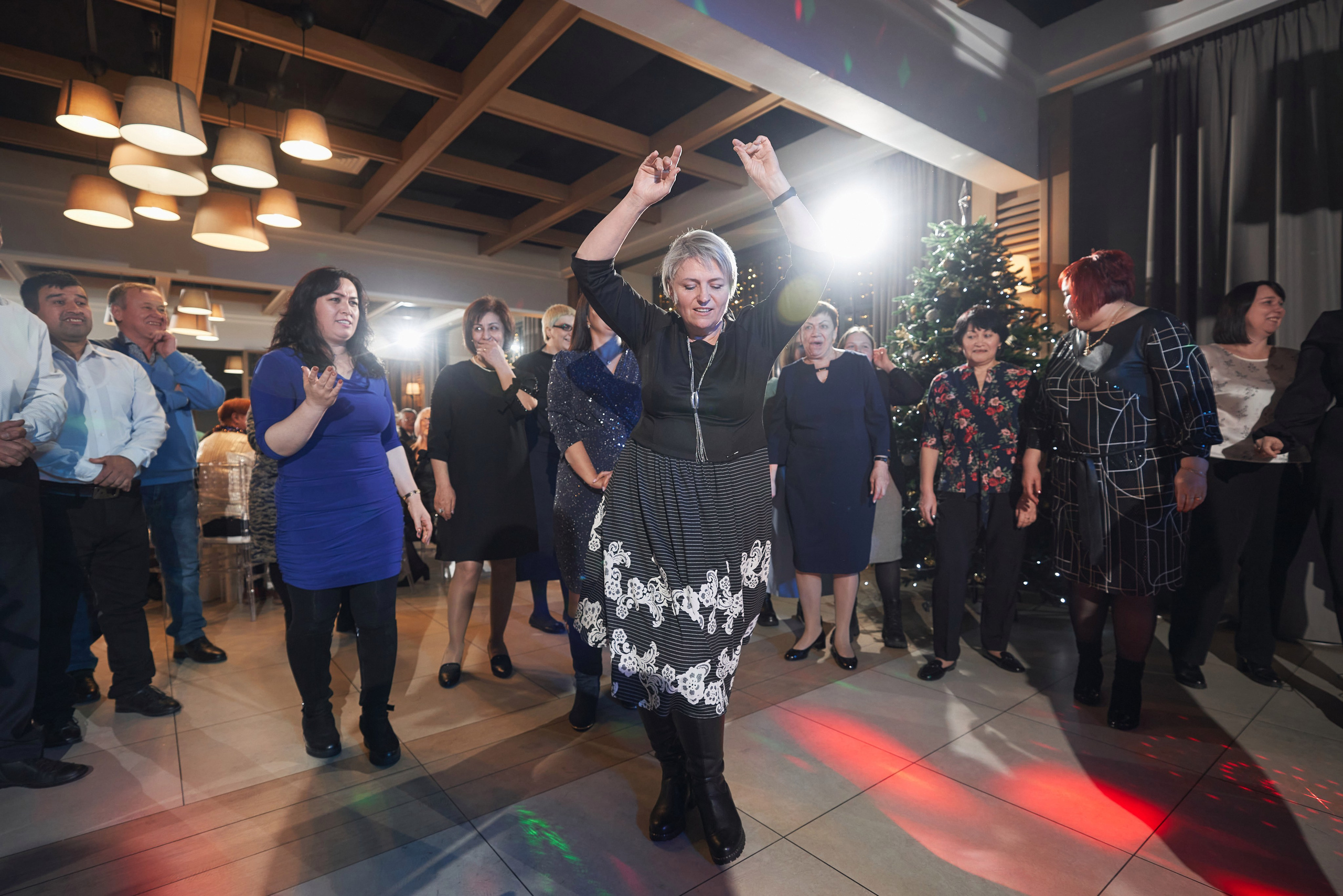 Новогодний корпоратив ДПС-Канцелярия в ресторане Медуза, Долгопрудный