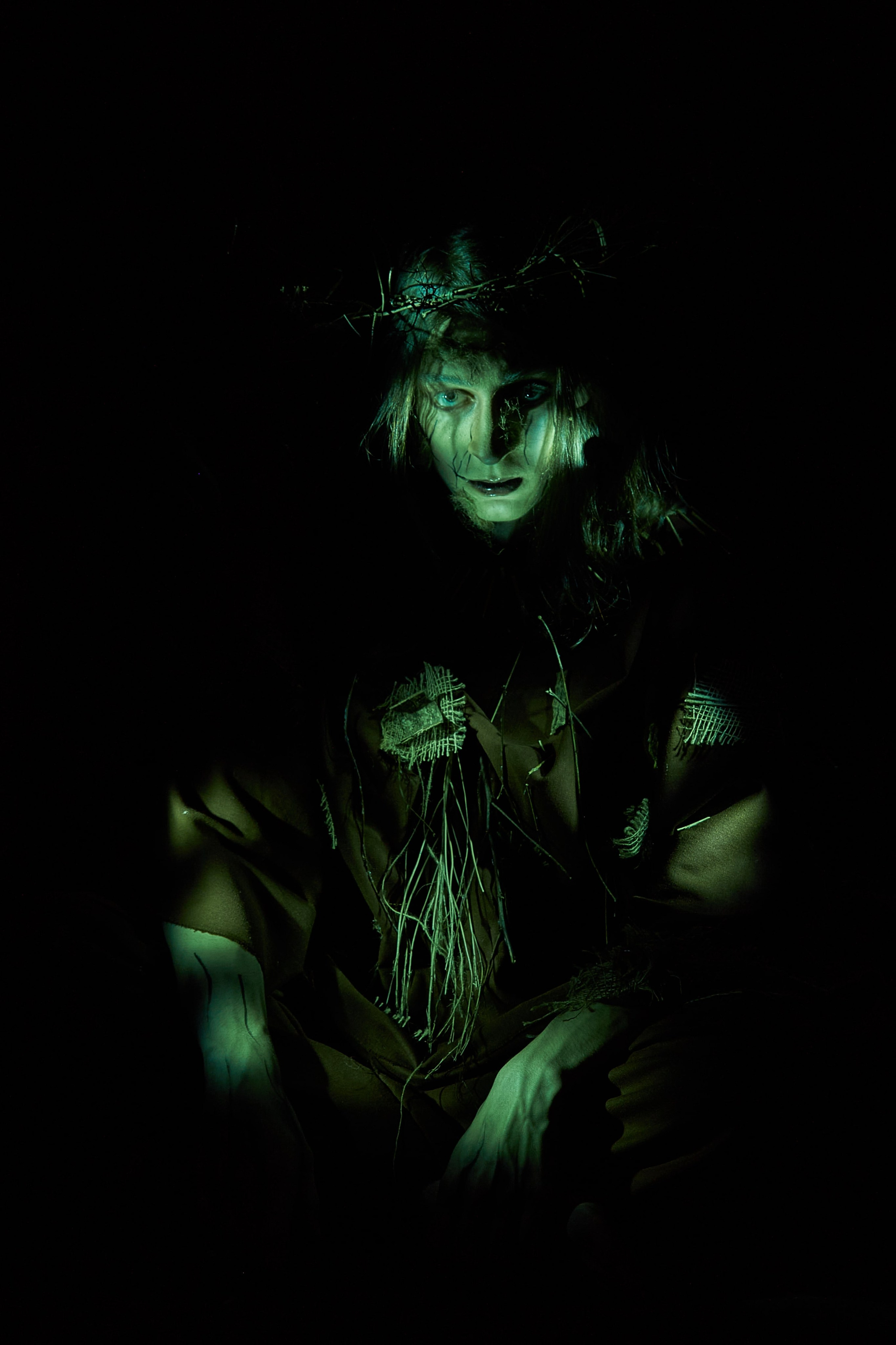 ЛЕСНЫЕ БОГИ. ФОТОПРОЕКТ. Художник, преподаватель дизайна, начинающий сценограф и режиссёр во Владивостоке