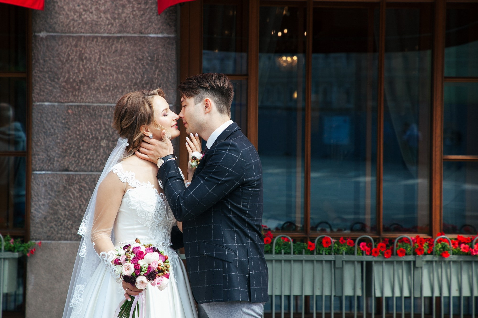 Стильная свадьба в Санкт-Петербурге, фотограф Денис Шмигирилов. Фотограф крещение венчание в Петербурге! Помогает подобрать храм и посоветовал душевного батюшку в СПб