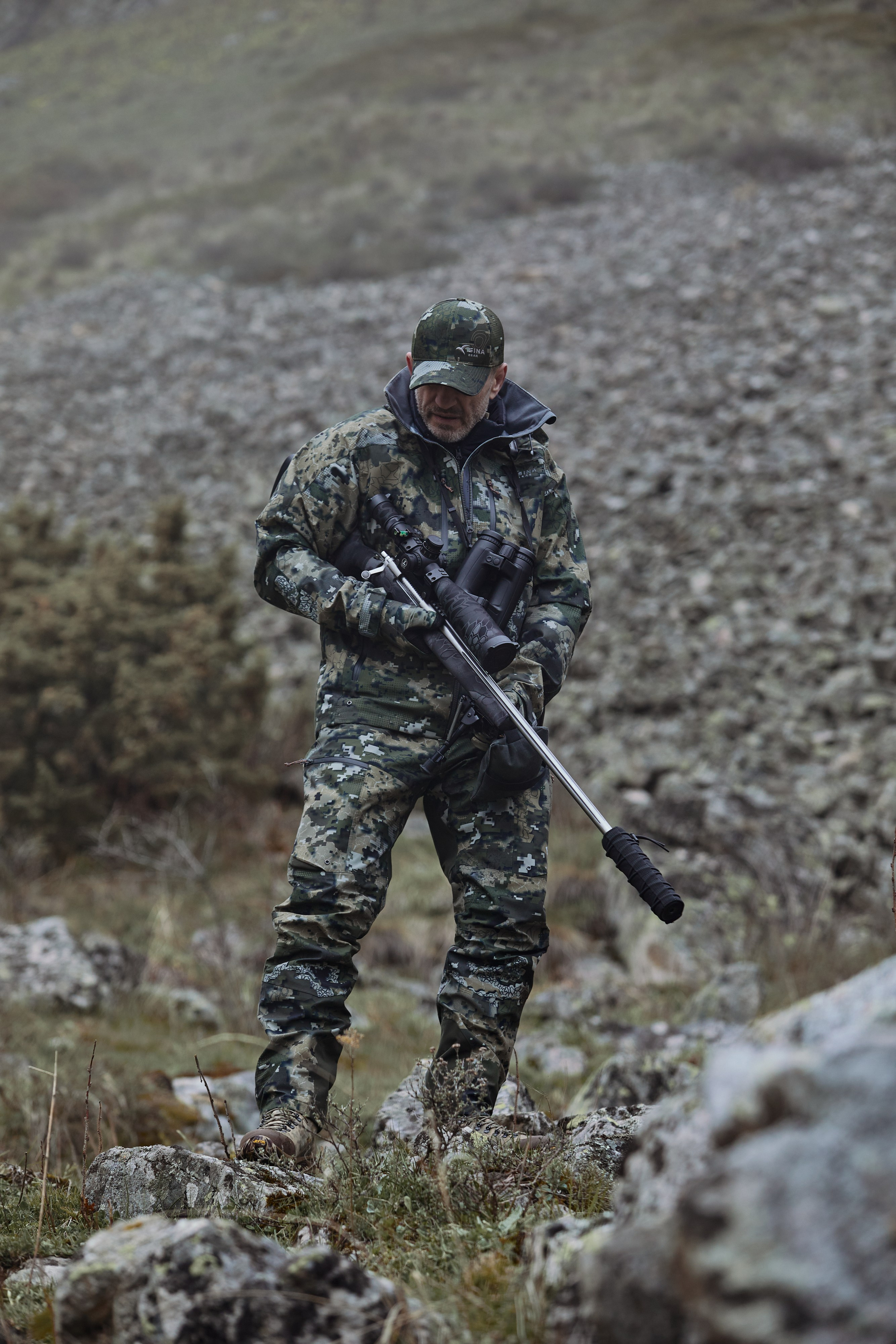 Съемка для бренда охотничьей одежды под ключ. Фотограф Продюсер в горах КБР / Москва Нальчик Горы