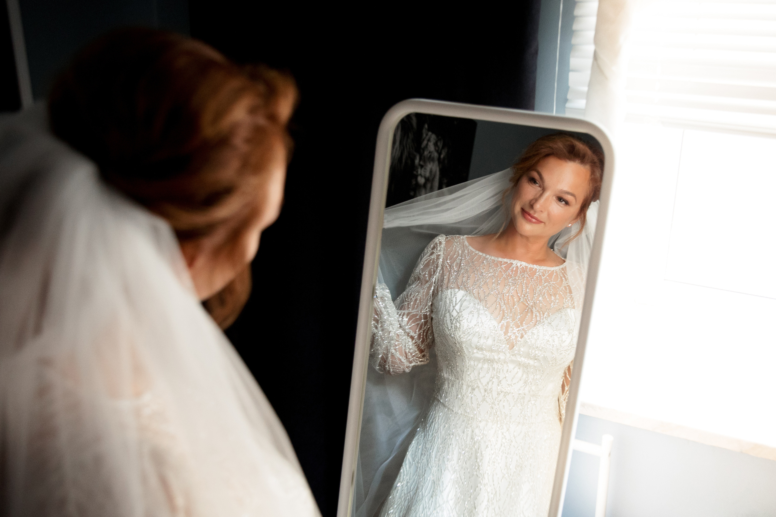 невеста в зеркале