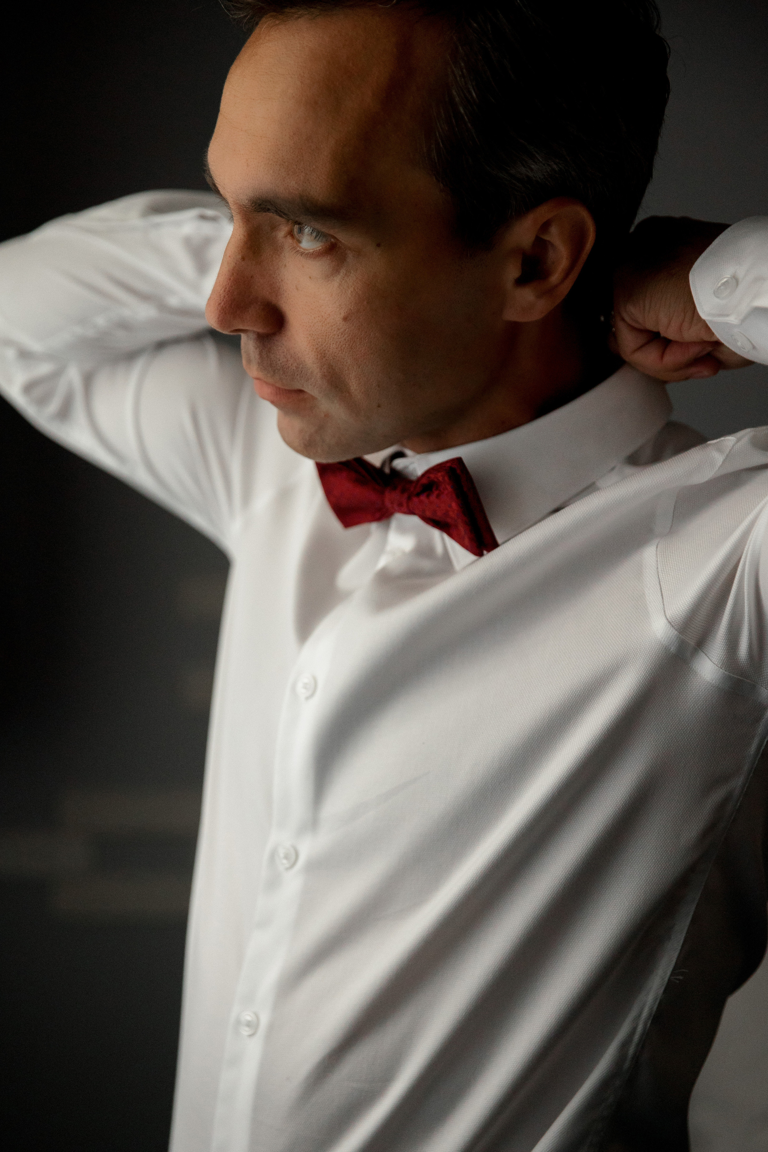 красная бабочка жениха