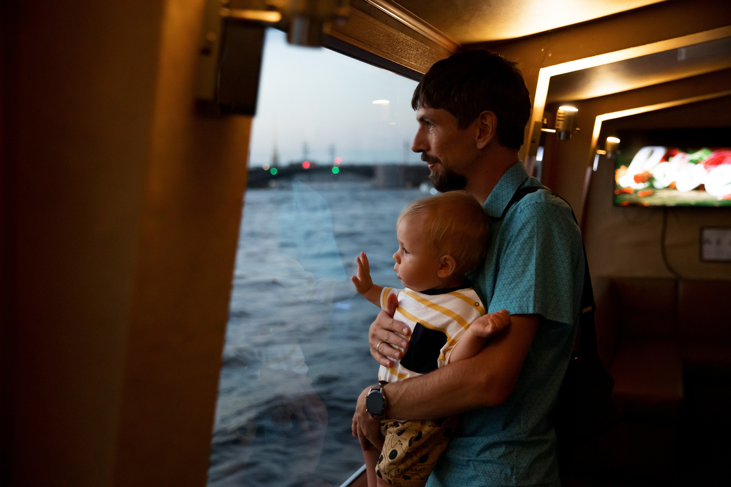 Свадебная фотосессия около Исаакиевского собора. Свадебный фотограф в Санкт-Петербурге Никита Кузякин