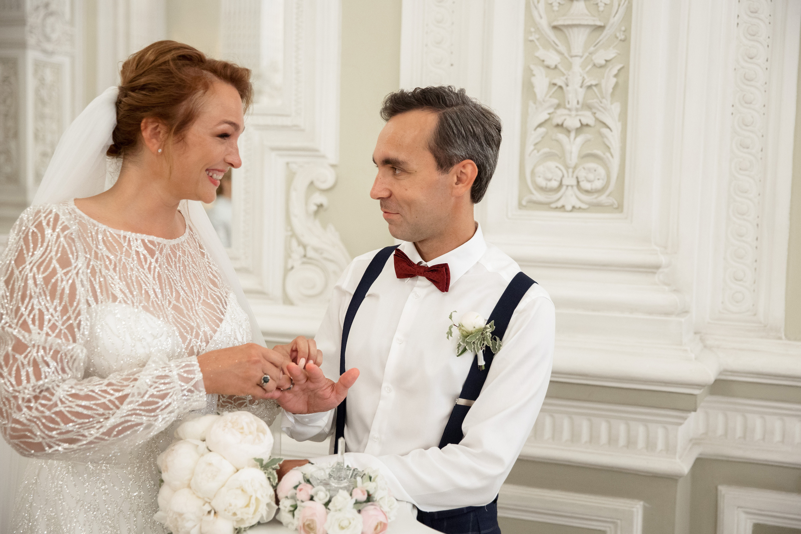 Свадебная фотосессия около Исаакиевского собора. Свадебный фотограф в Санкт-Петербурге Никита Кузякин