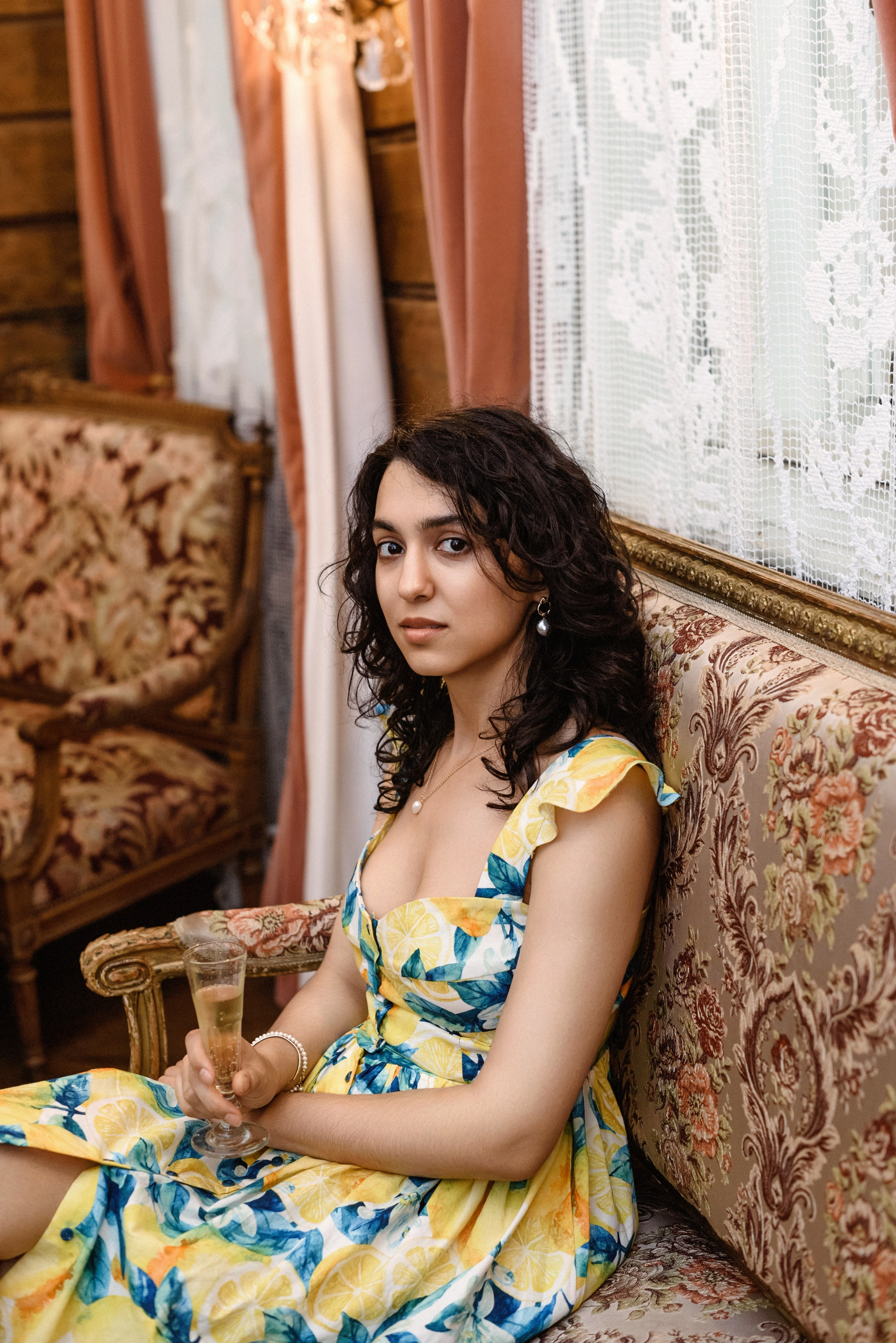 Фотосессия в гостевом доме О'27 Silvuple. Фотограф Ростов Великий Юлия Кузьмина Фотограф на крещение Ярославль