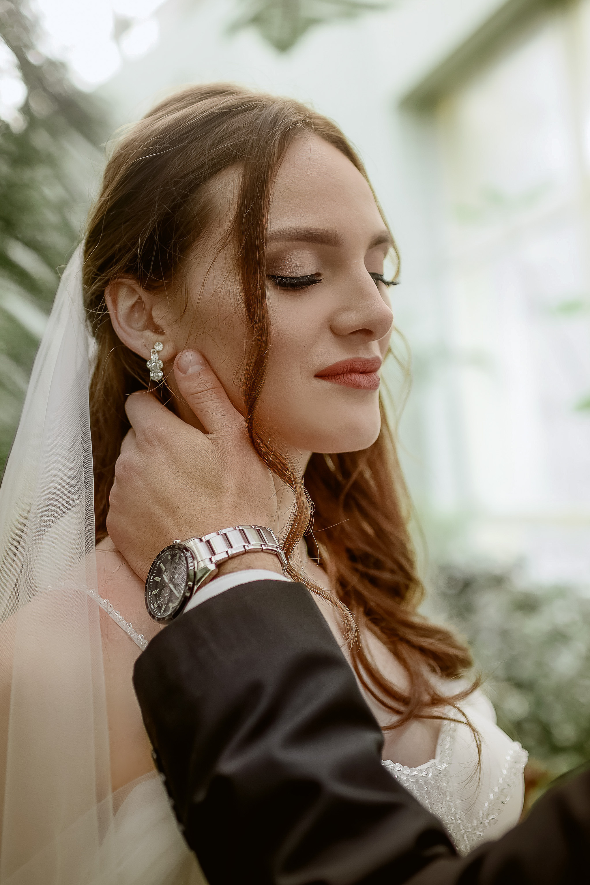 Свадьба с красными розами. Юлия Басня семейный и свадебный фотограф в Донецке