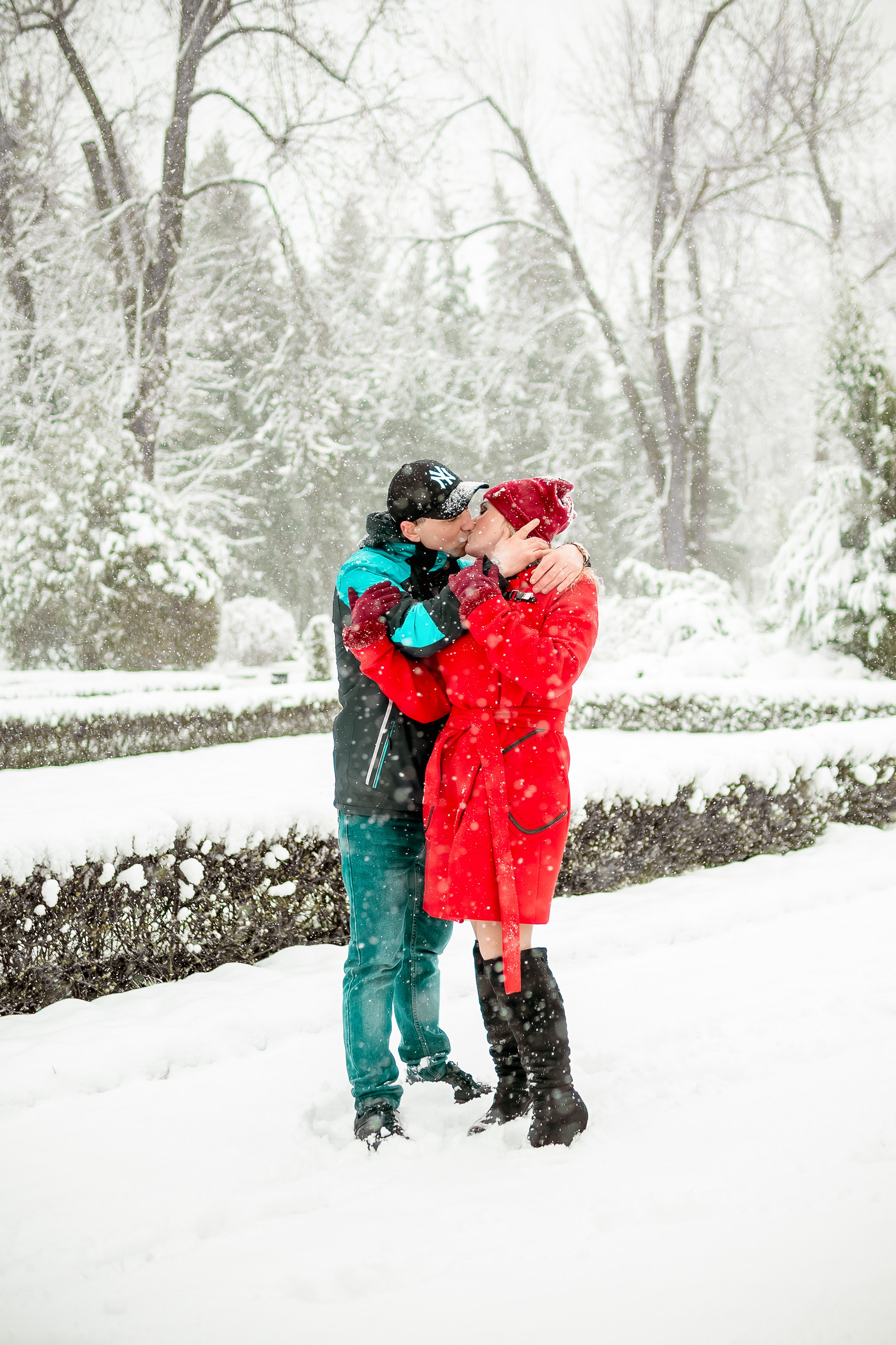 Фотосессия в зимнем ботаническом саду. Юлия Басня семейный и свадебный фотограф в Донецке