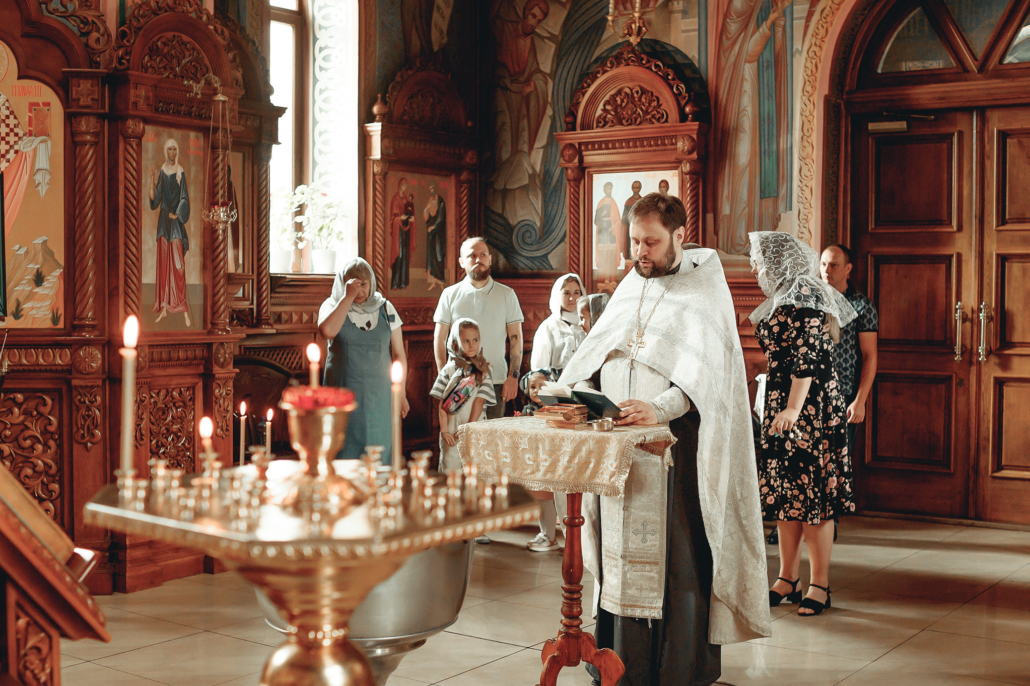 Таинство Крещения Матвея. Юлия Басня семейный и свадебный фотограф в Донецке