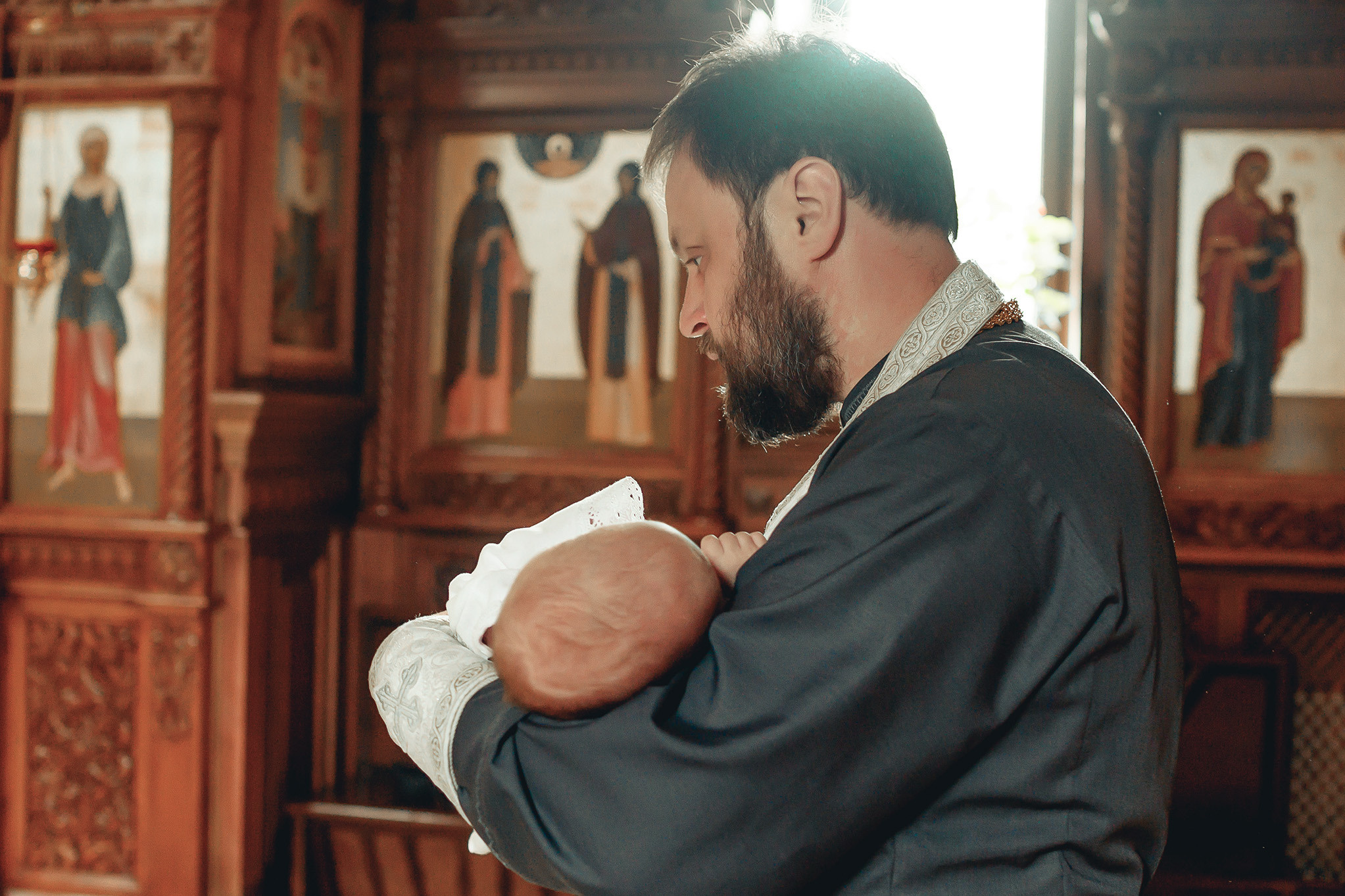 Таинство Крещения Матвея. Юлия Басня семейный и свадебный фотограф в Донецке