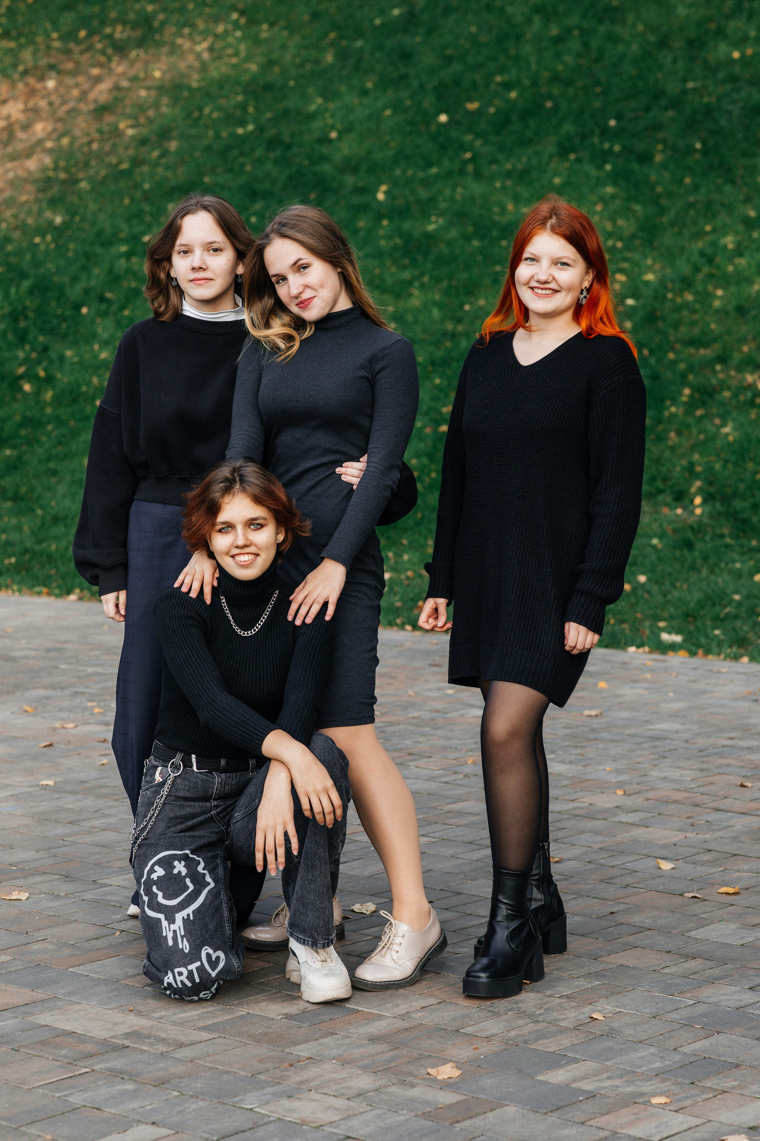 Фотосессия для выпускного альбома в парке Им. Талалихина. Выпускные альбомы в Подольске Москве и МО