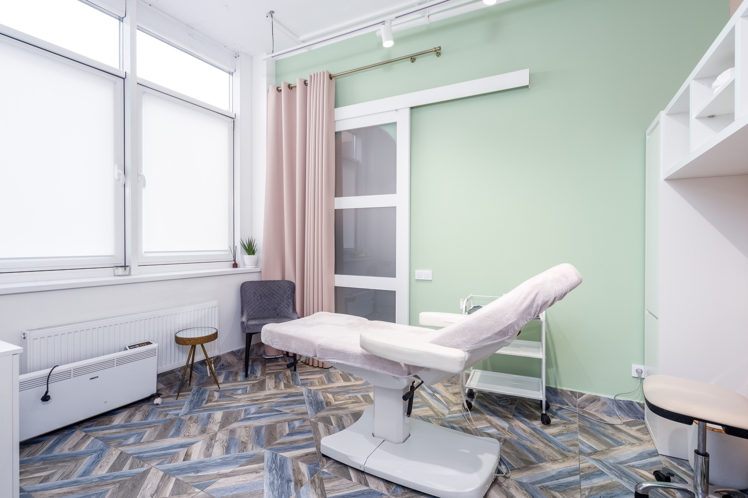 Фото интерьера косметического кабинета в салоне красоты Hair Lab