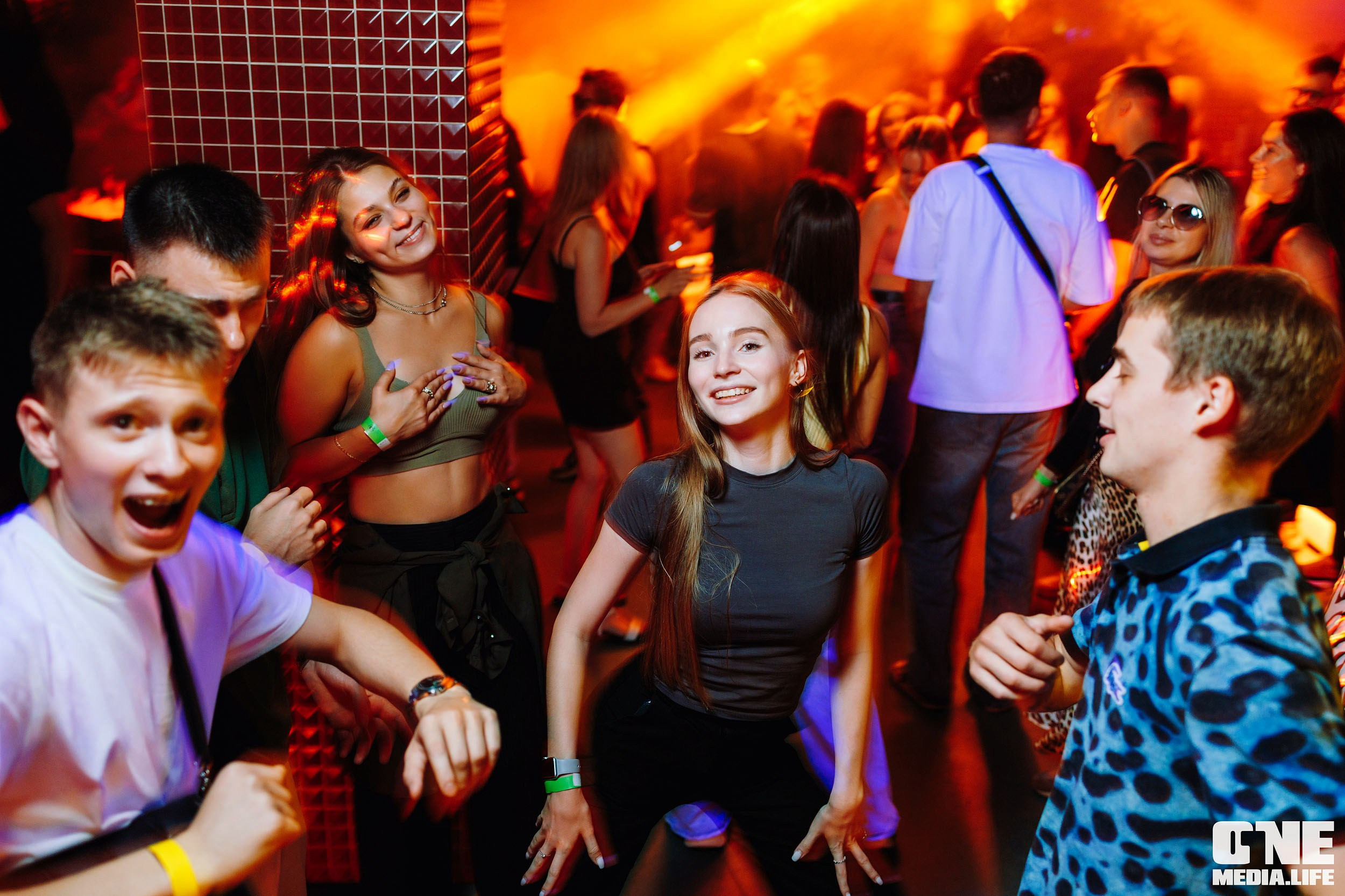 Фоторепортаж из РК Планета. One Media Life: фоторепортажи, фотоотчеты с мероприятий и заведений