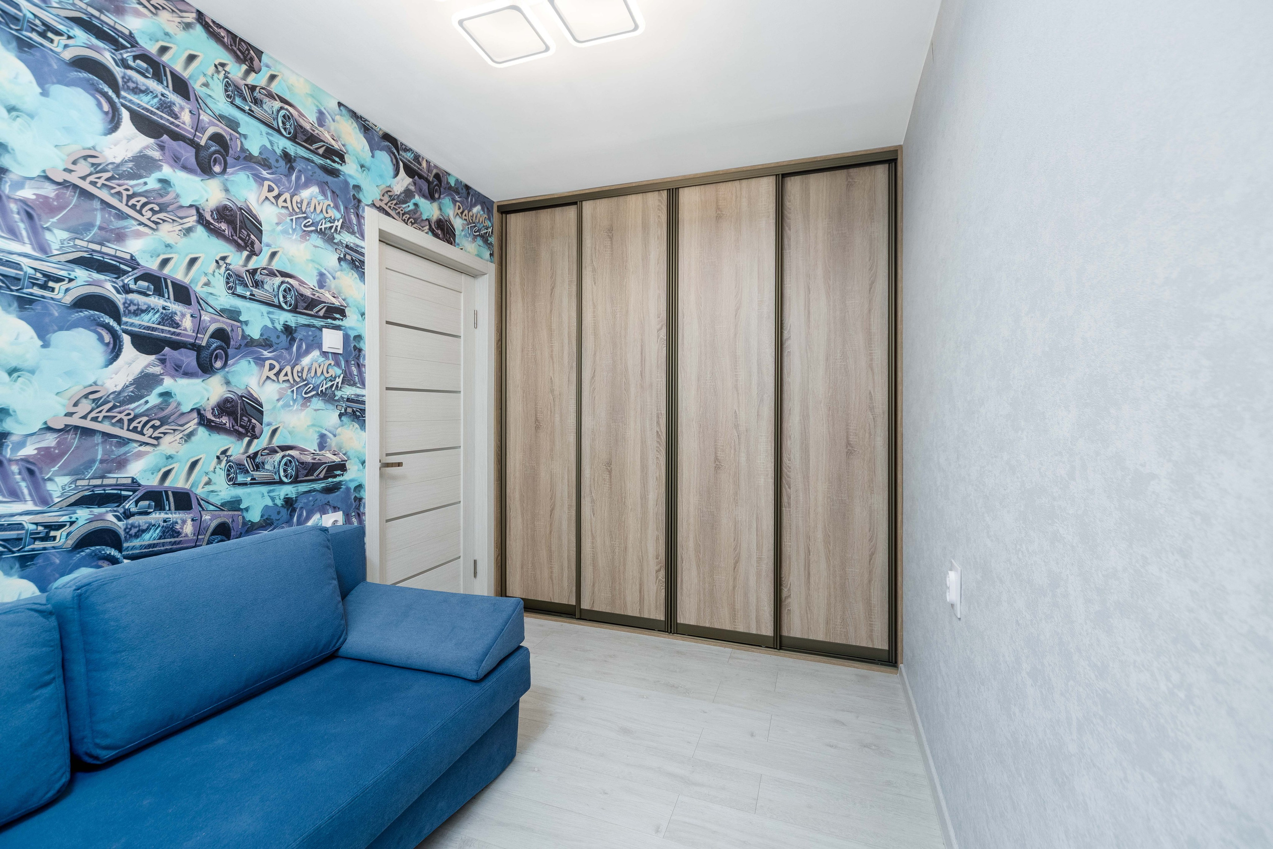 4-комнатная квартира в 3 минутах от метро «Спортивная»