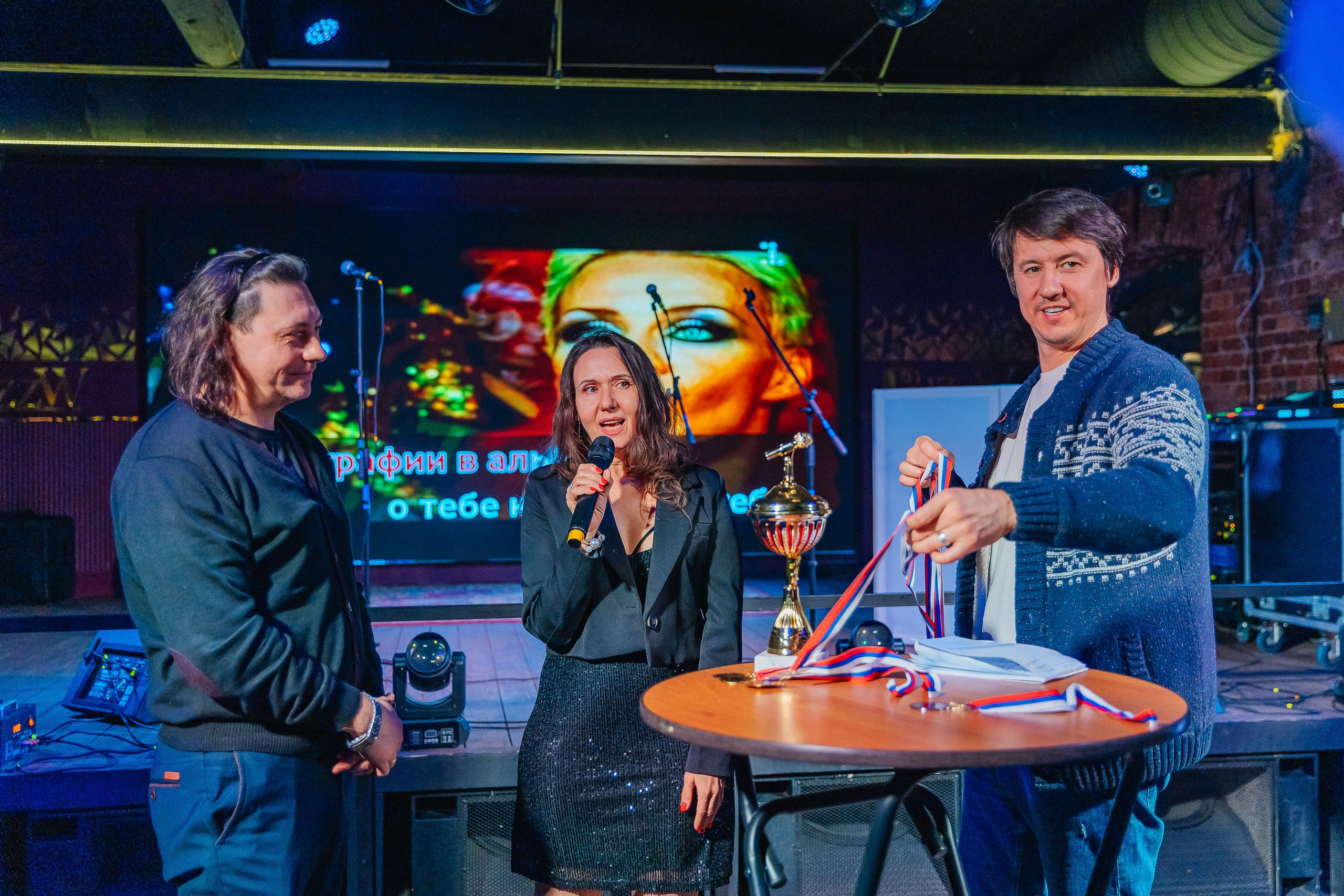 Конкурс караоке в RizzW. Фотограф Москва, Балашиха, МО. Свадьбы, репортажи, контент, портреты