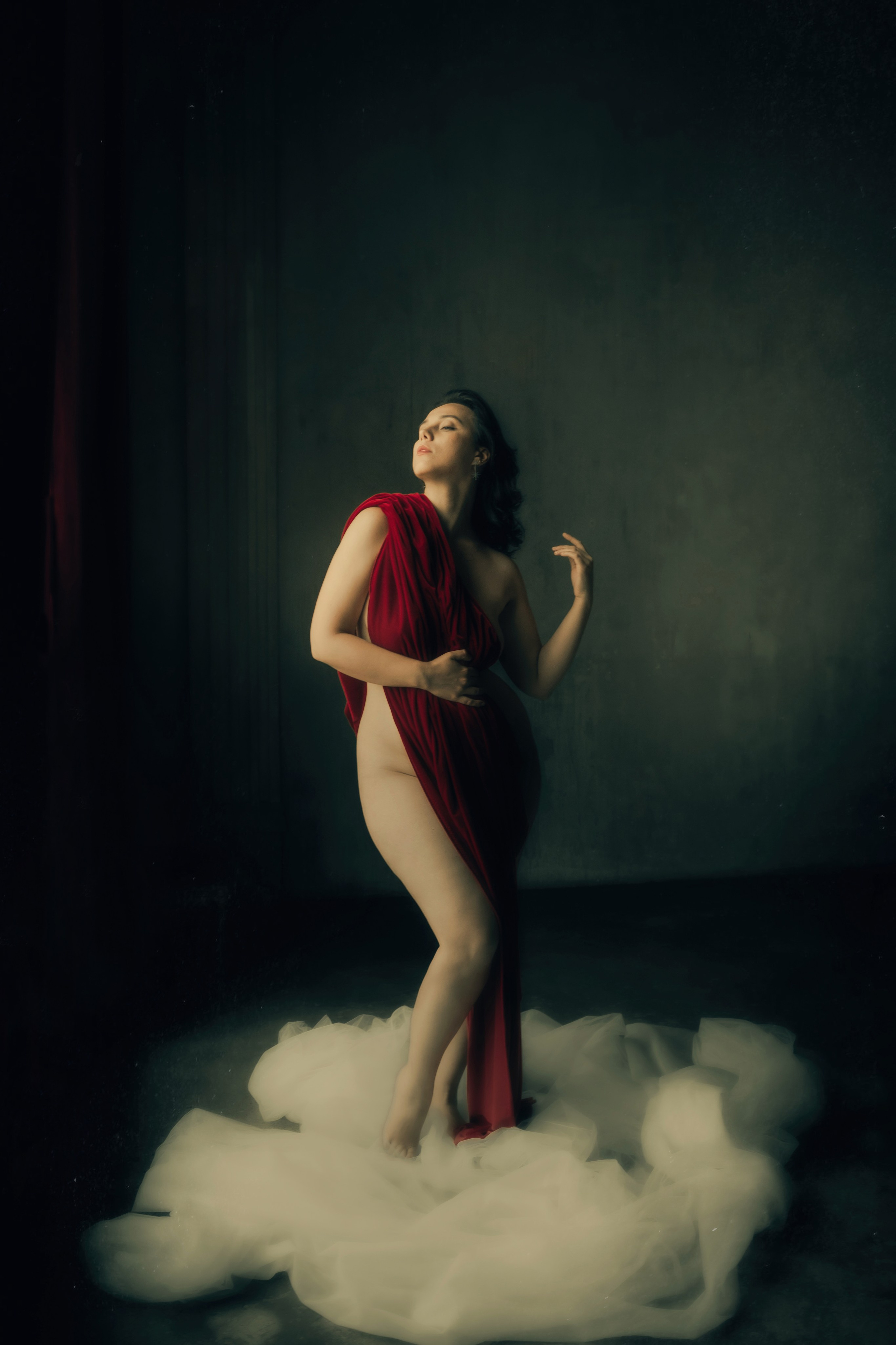 God is a woman. Художественный фотограф в Санкт-Петербурге