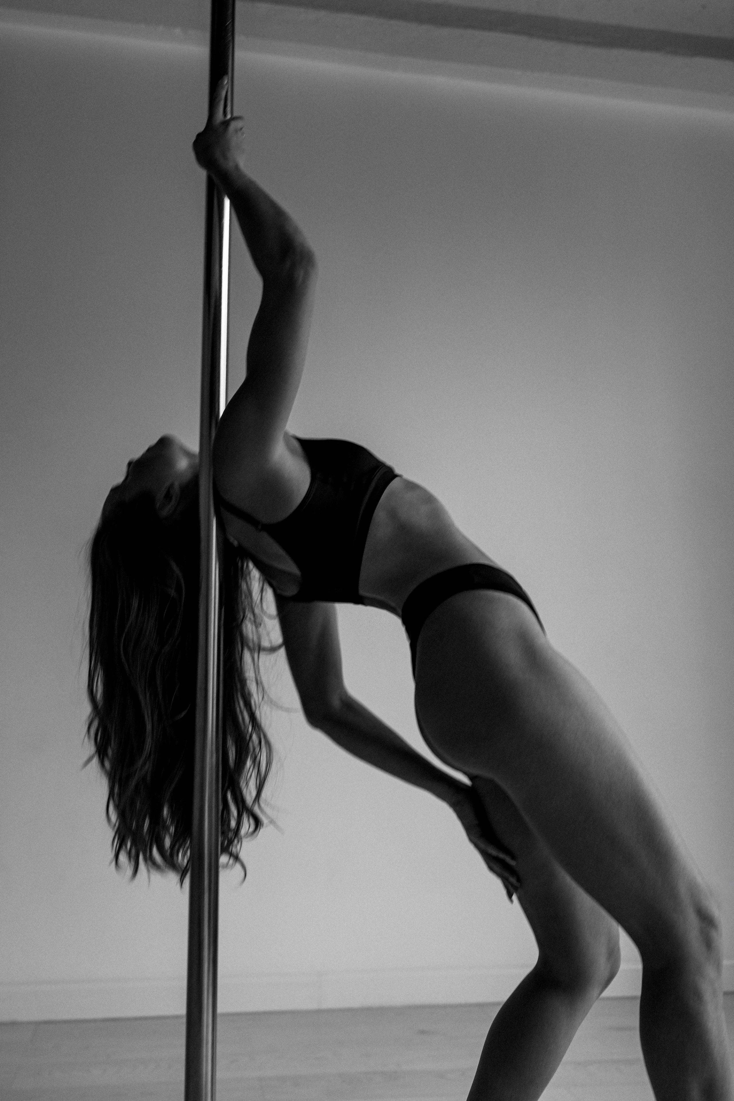 фотосъемка с пилоном, девушка с пилоном, фотосессия красивой девушки, спортивная девушка, диета