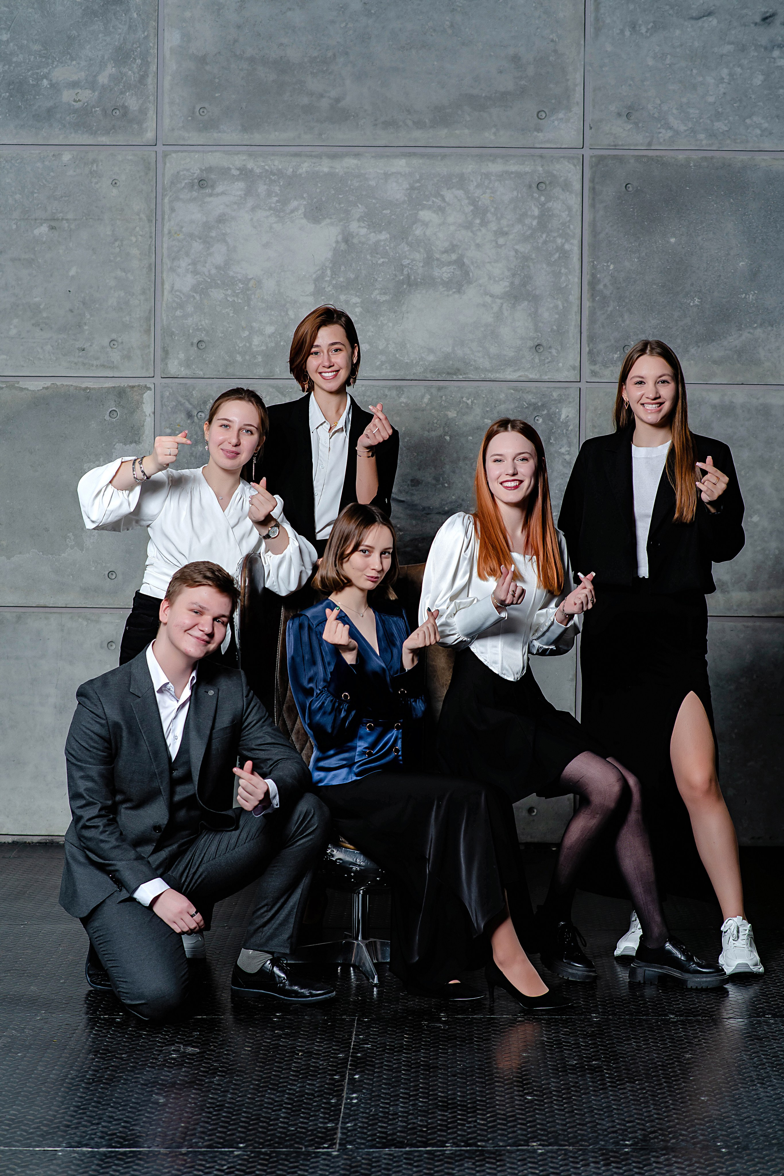 Выпускные (школьные) альбомы (книги) в Ростове-на-Дону. Современные Выпускные Альбомы в Ростове-на-Дону