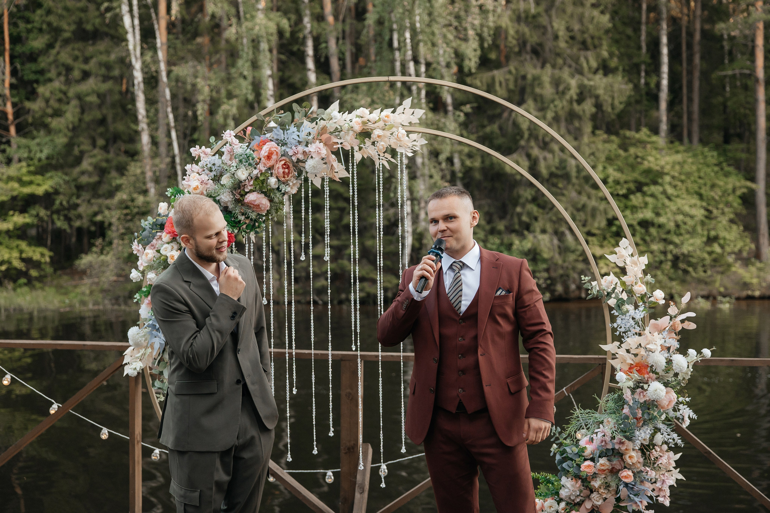 Выездная регистрация брака в «Горки Холидей». Свадебный фотограф в Москве Дарья Олендарёва