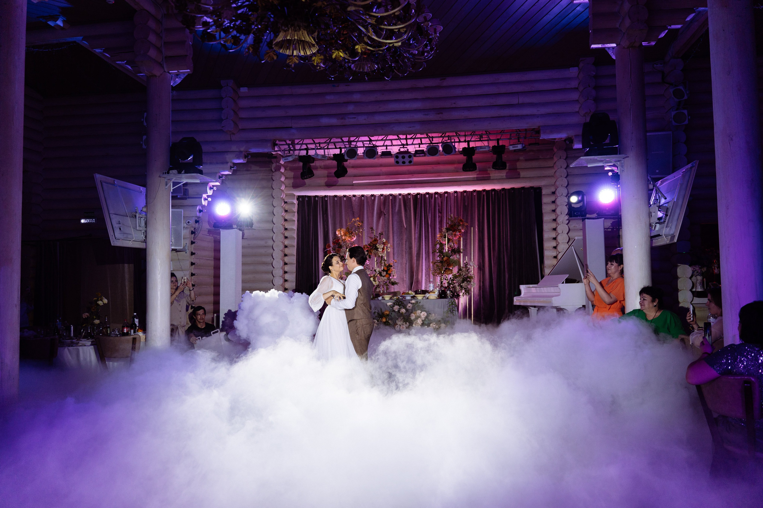 Свадьба Олега и Виктории в клубе «Ближняя дача»