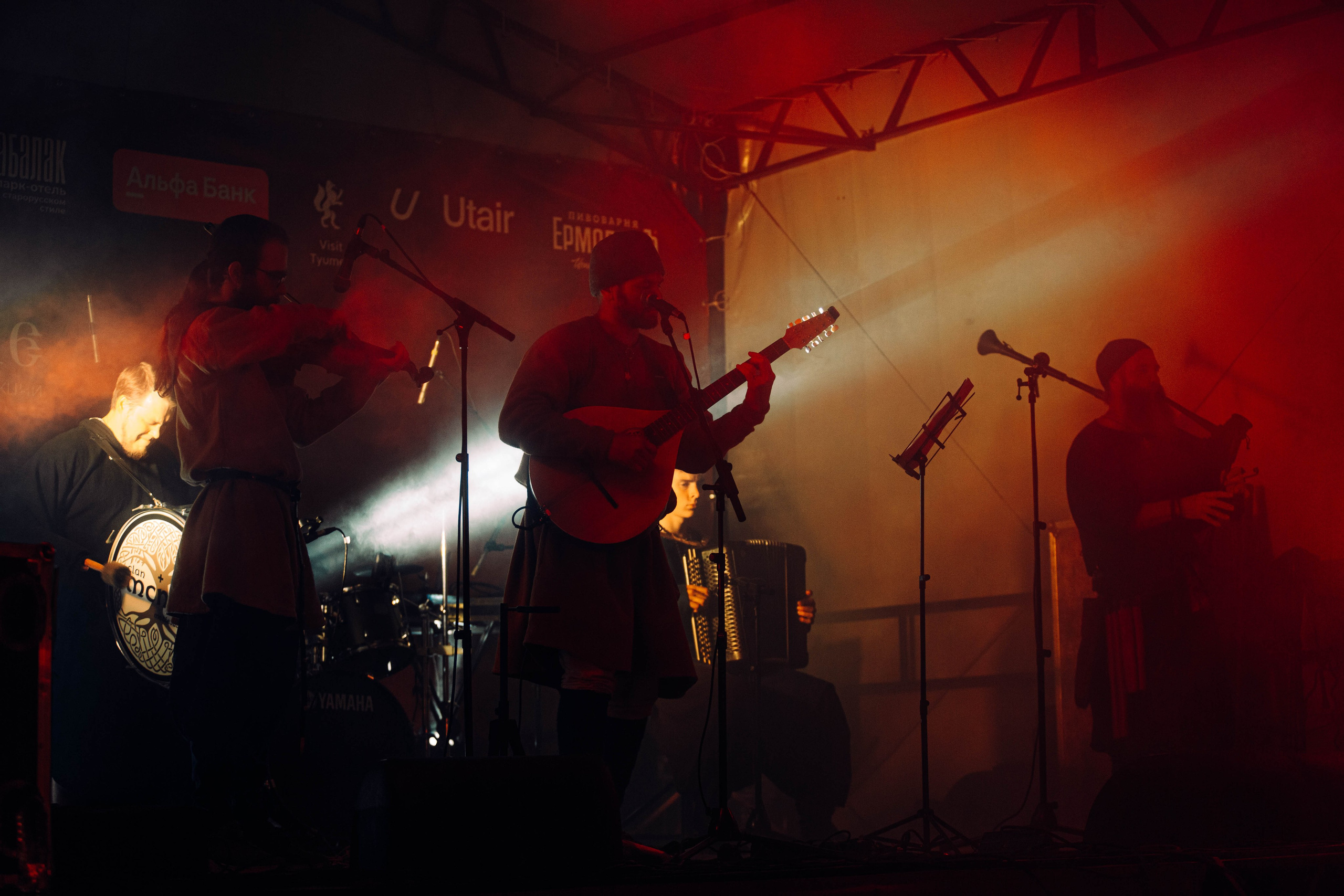 Фестиваль «Абалакское поле». Арт-фотограф Крис Л. в Тобольске: портрет, семейные, свадьбы