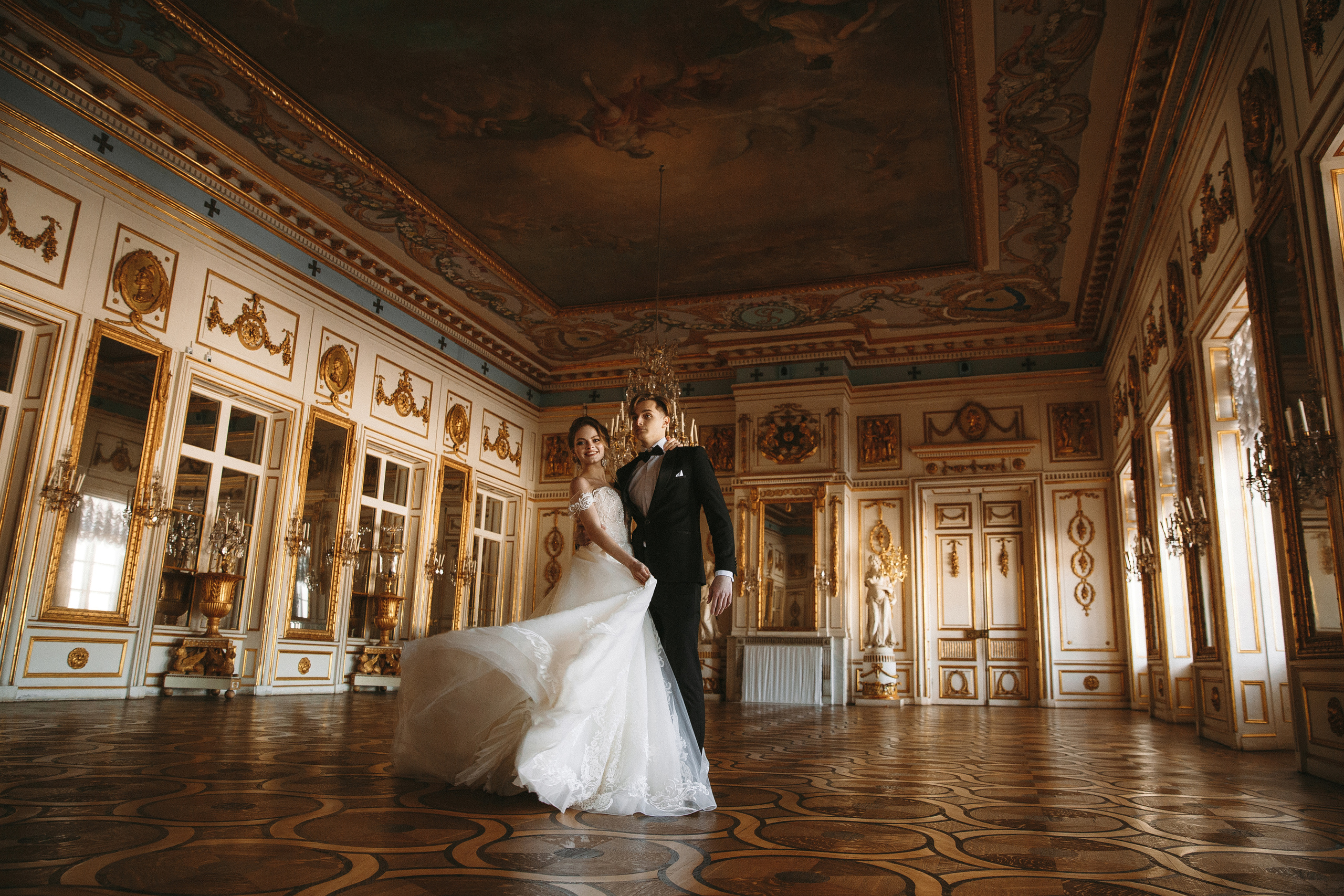 Свадебная фотосессия в Кусково, свадебный фотограф в Кусково