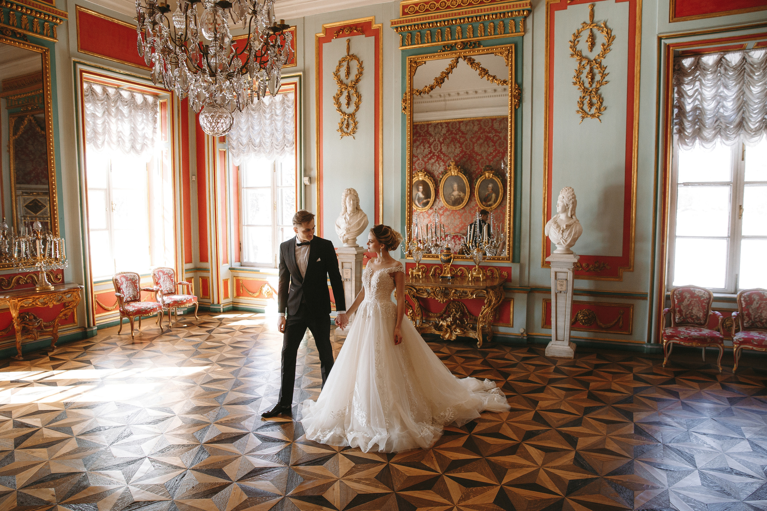 Свадебная фотосессия в Кусково, свадебный фотограф в Кусково