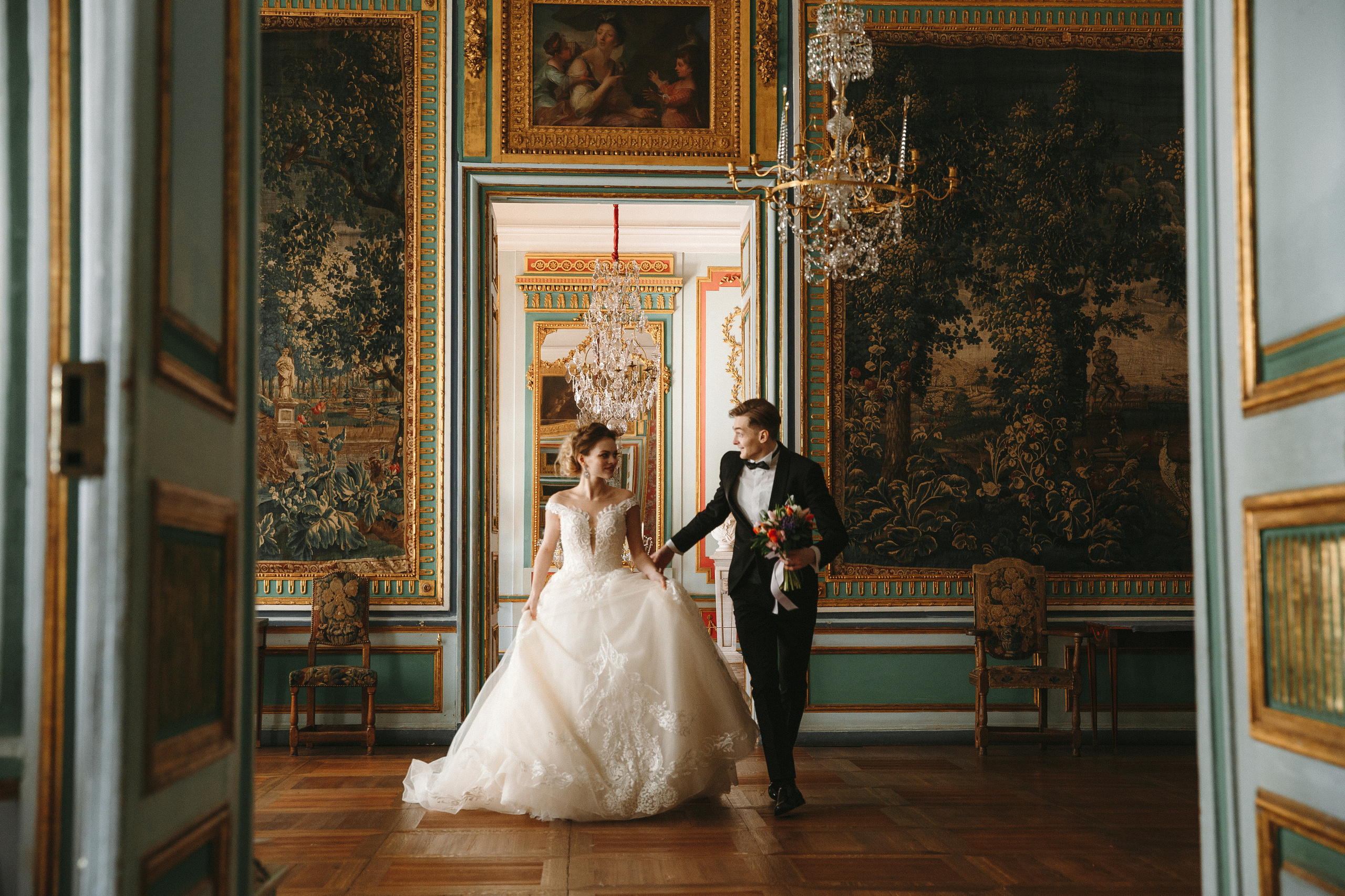 Свадебная фотосессия в Кусково, свадебный фотограф в Кусково