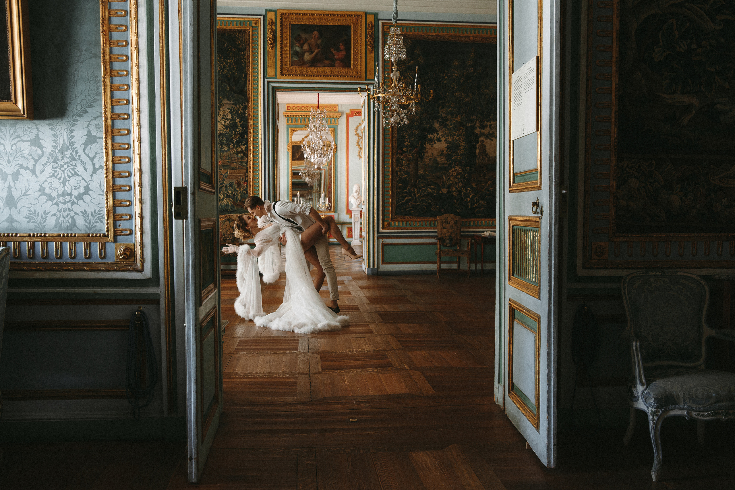 Свадебная фотосессия в Кусково, свадебный фотограф в Кусково