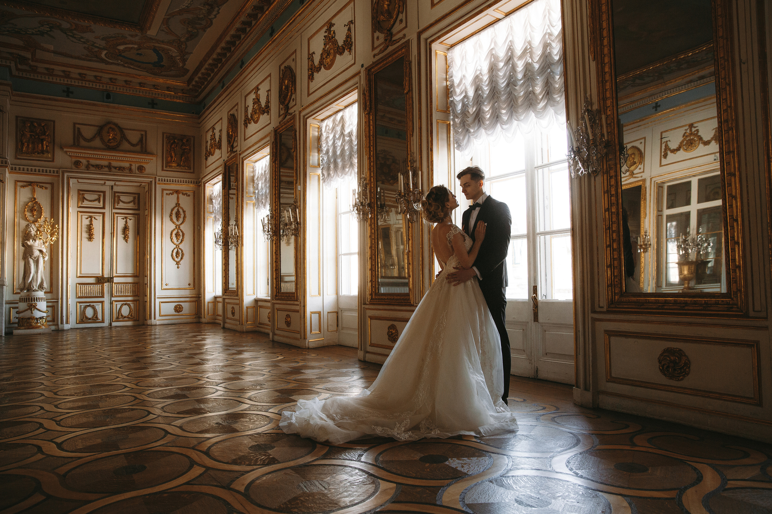 Свадебная фотосессия в Кусково, свадебный фотограф в Кусково