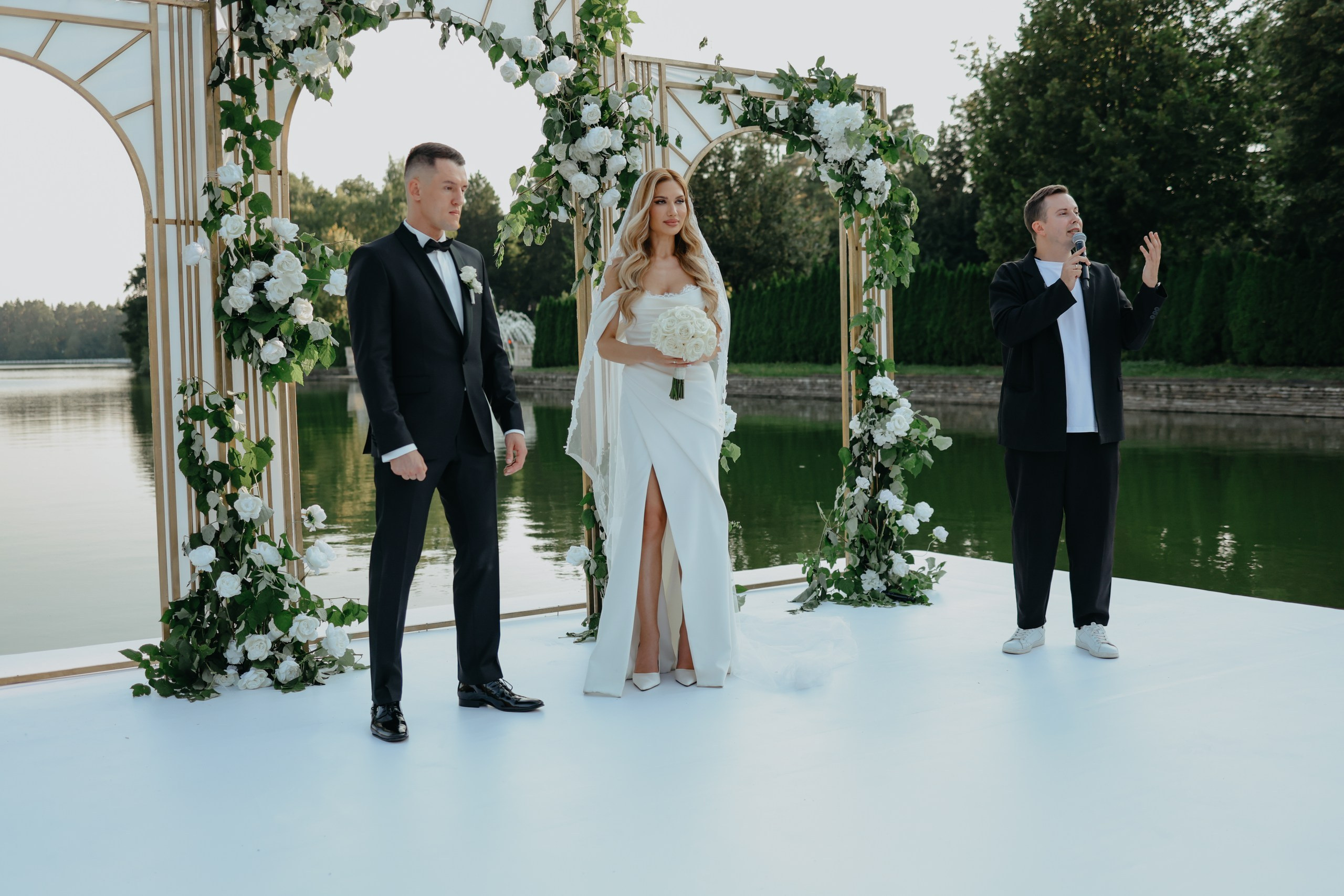 Ведущий в Москве Никита Колотушкин