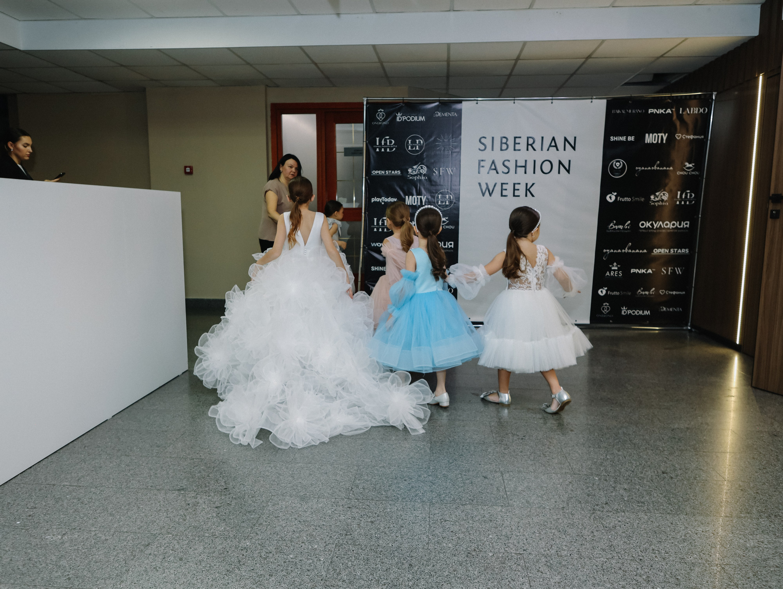 Участвуем в модном показе Сибири. Little_Princess.38