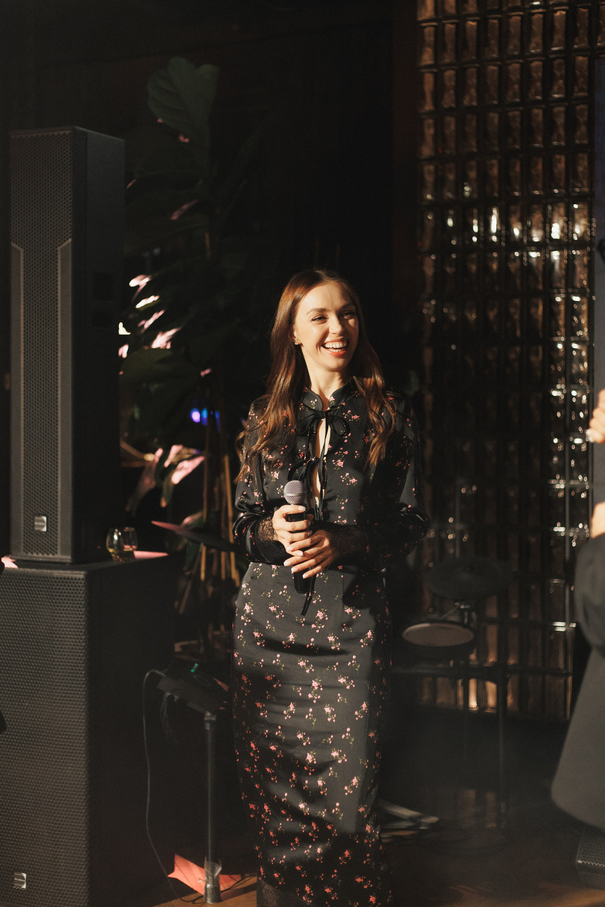 B.DAY PARTY ЖУРНАЛА •G. СВОИ. ФОТООТЧЕТЫ-СОБЫТИЯ-МЕСТА