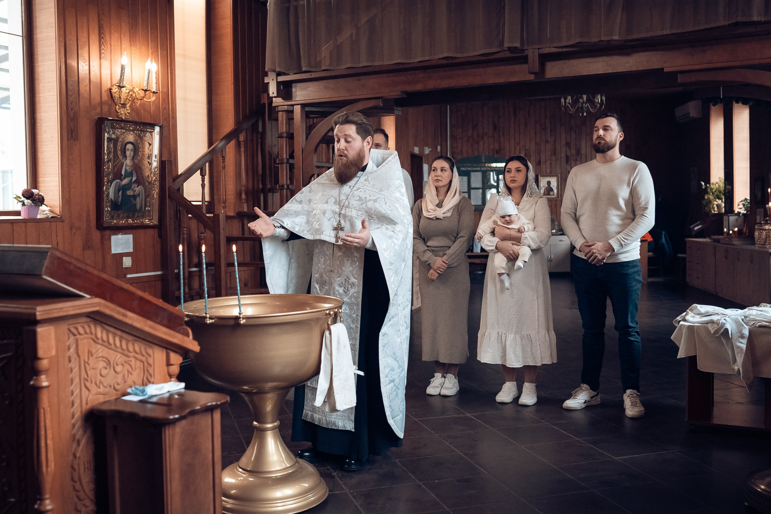 Крещение в храме Блж.Ксении Петербургской Севастополь. Церковный фотограф Севастополь