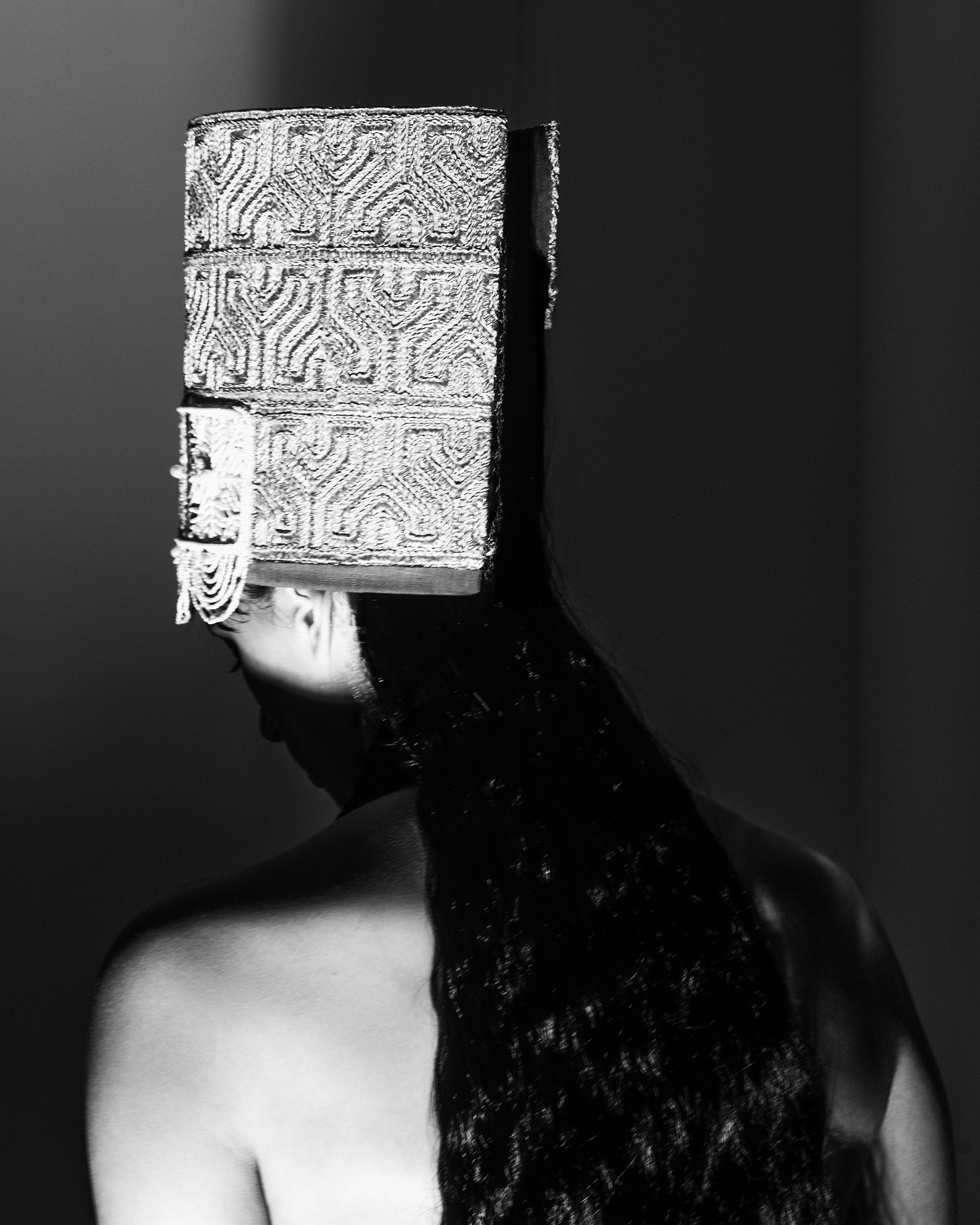 SWAN: SCENE II. TUTSARKIS — Art Director | Stylist | Photographer