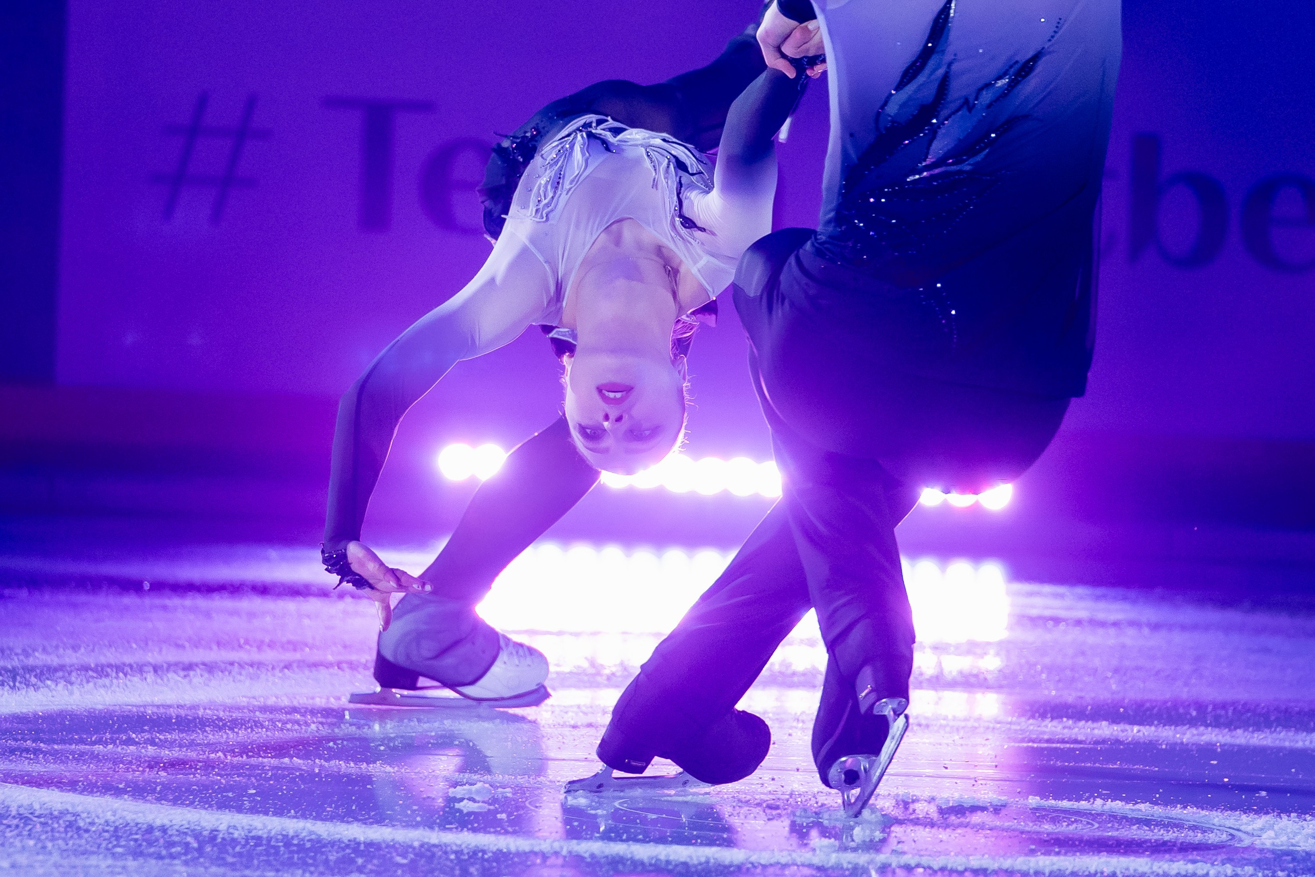 Шоу «Чемпионы на льду» в Новосибирске. Воробьева Ксения — Спортивный и танцевальный фотограф Новосибирск
