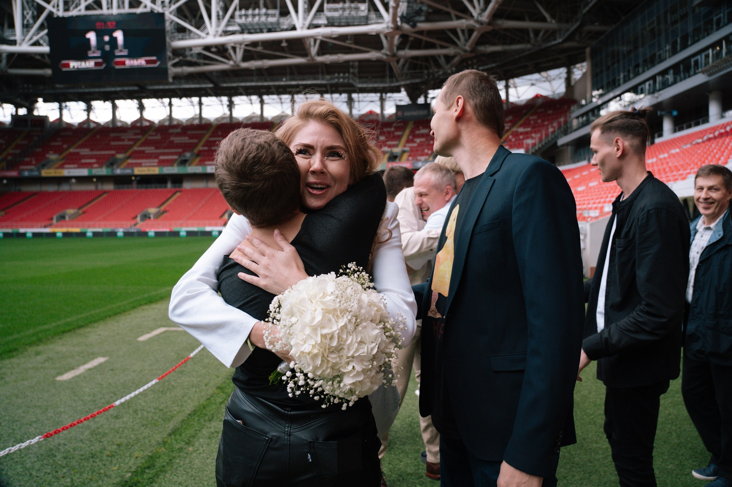 Свадебная фотосессия на стадионе Спартак Тушино
