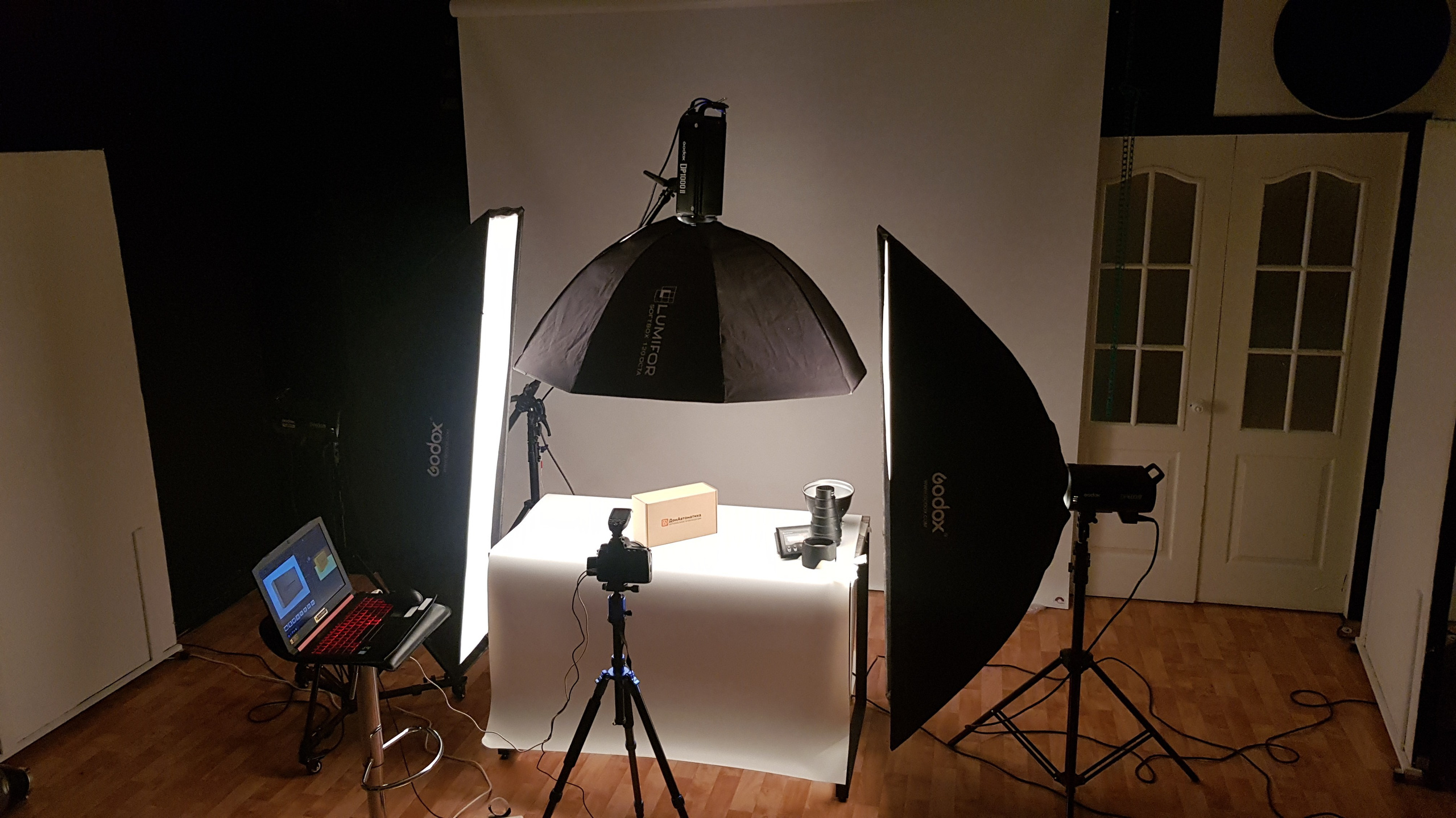 Фотосъёмка изделий на белом,чёрном или цветном фоне в Красноярске: профессиональные услуги фотографа Яковлева Романа. Фотограф Яковлев Роман — Красноярск