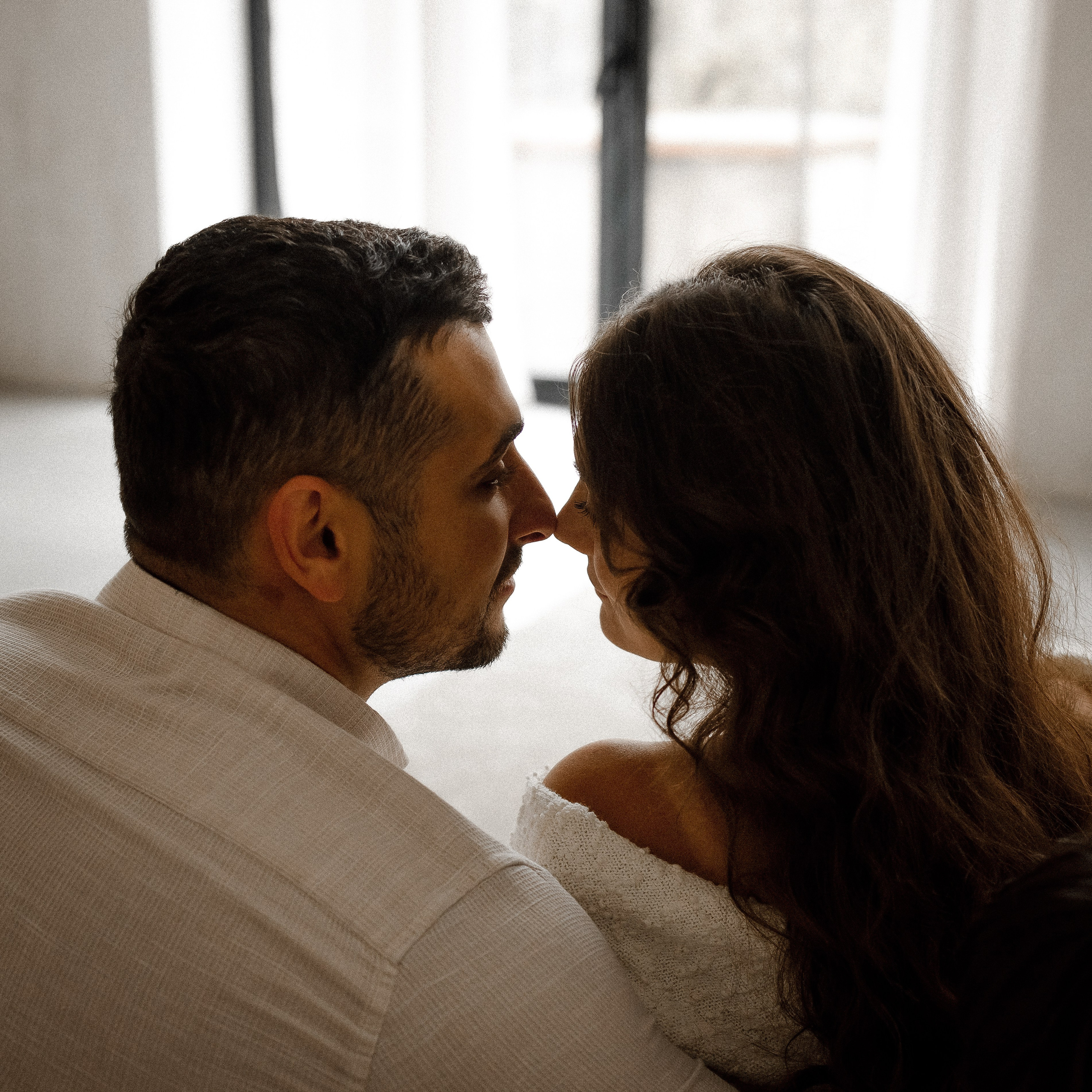 красивая фотосессия беременности в москве, фотосессия беременности в москве, фотосессия беременности с мужем в москве, фотосессия в светлой фотостудии в москве, топ фотограф беременности в москве, фотосессия беременности под ключ в москве, стильая фотосессия беременности в москве, нежная фотосессия беременности в москве, заказать фотосессию беременности в москве, ню фотосессия беременности в москве, фотосессия беременности на циклораме