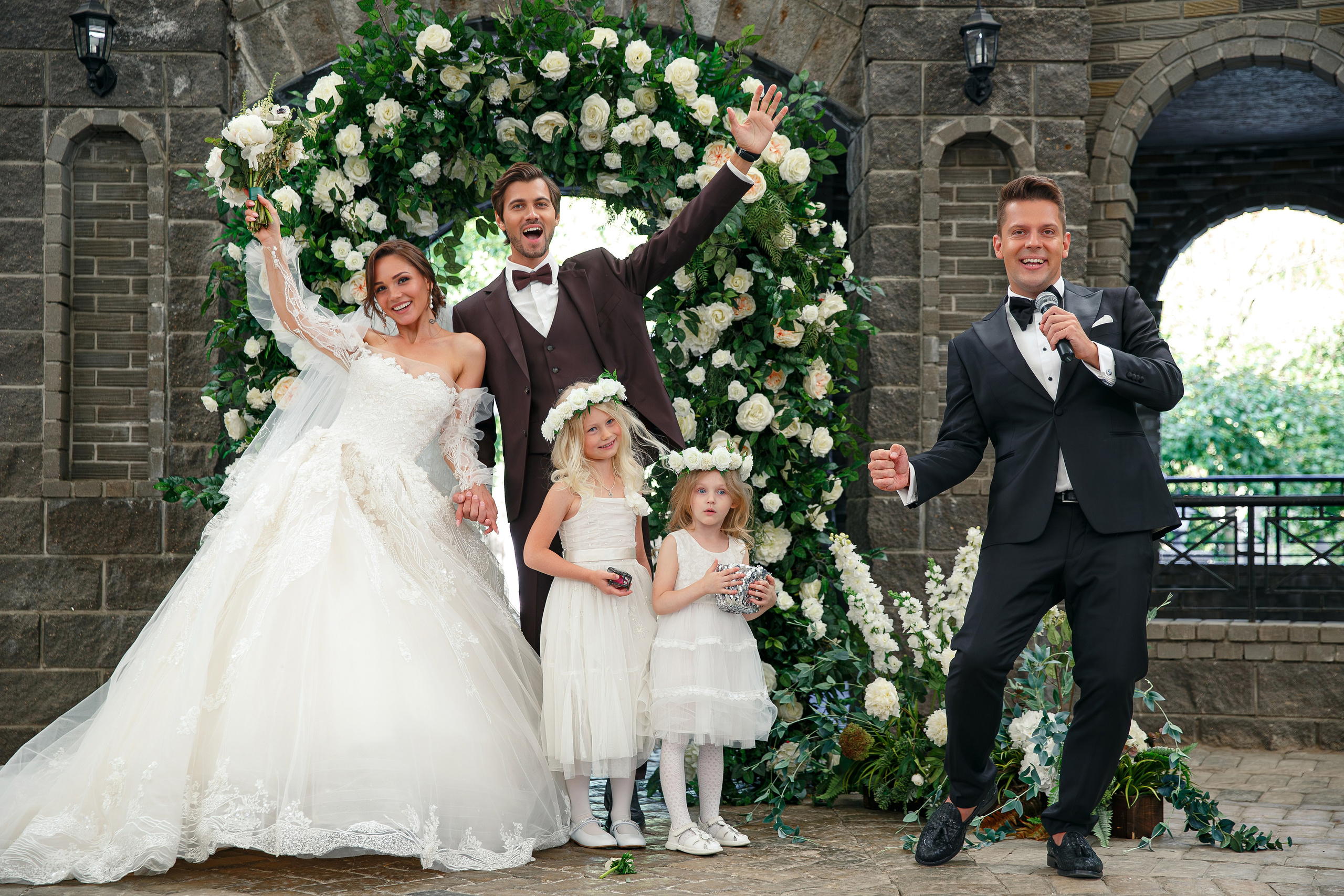 Свадебная фотосессия в парк отеле Немчиновка. Свадебный фотограф Москва и МО Сергей Киржаев