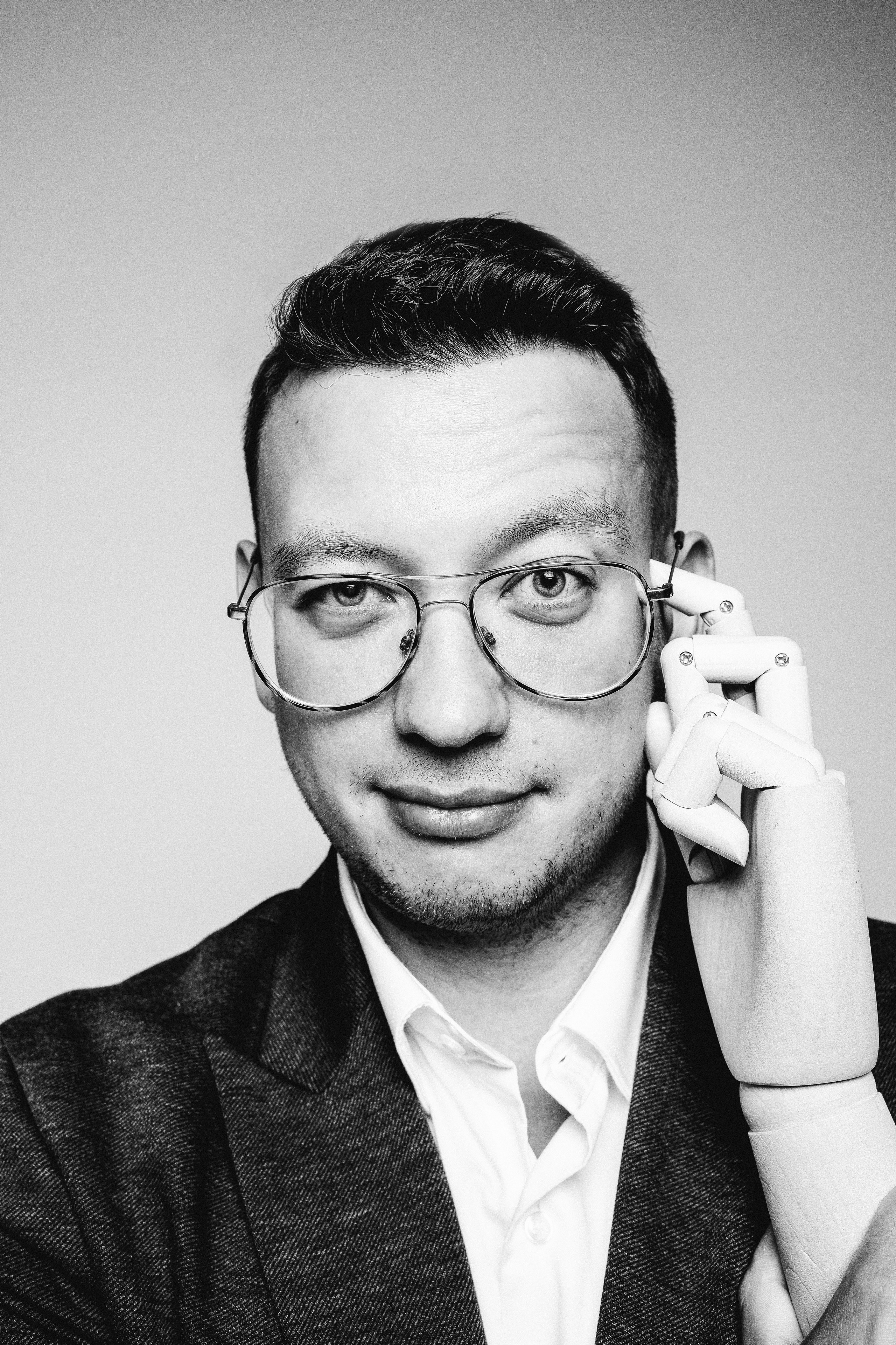 Владимир Малишевский, заведующий центром реконструктивной микрохирургии кисти, ГБУЗ ОКБ N2. Фотограф и видеограф Анна Жагорина