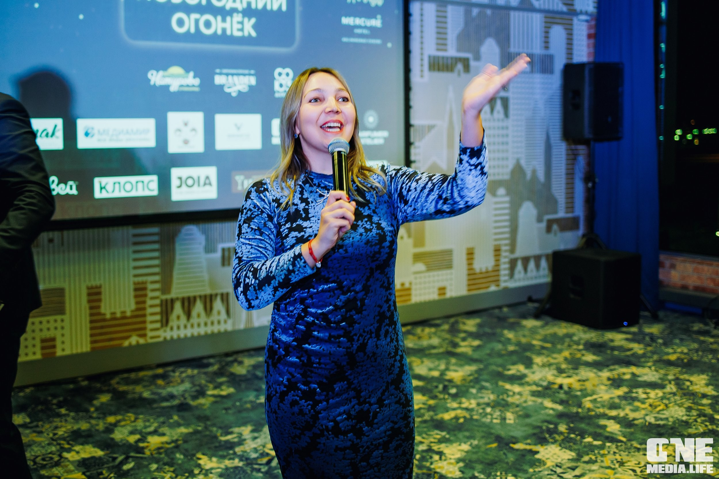 Новогодний Огонёк от Верю в Чудо. One Media Life: фоторепортажи, фотоотчеты с мероприятий и заведений