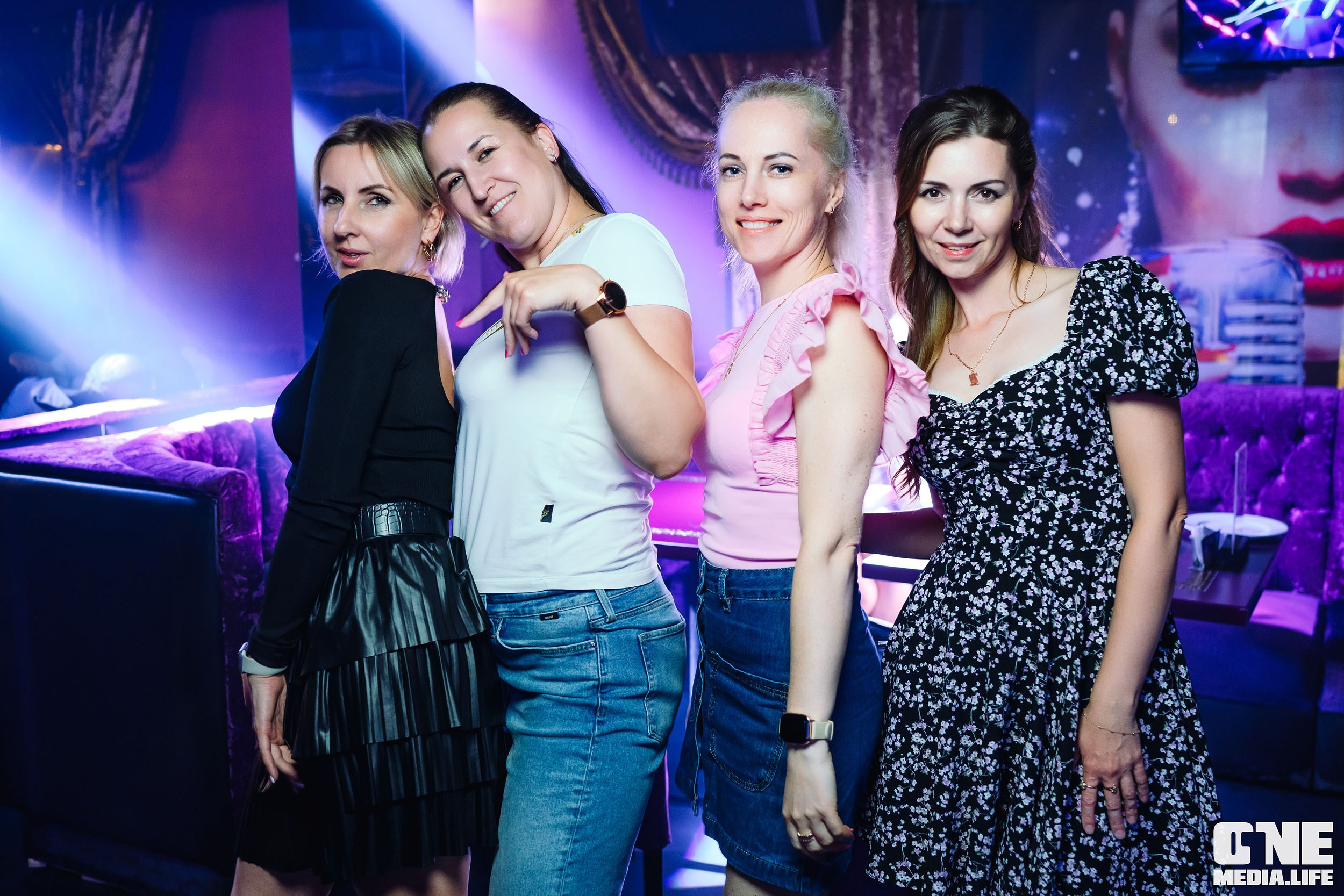 Фоторепортаж из караоке-клуба Эйфория. One Media Life: фоторепортажи, фотоотчеты с мероприятий и заведений