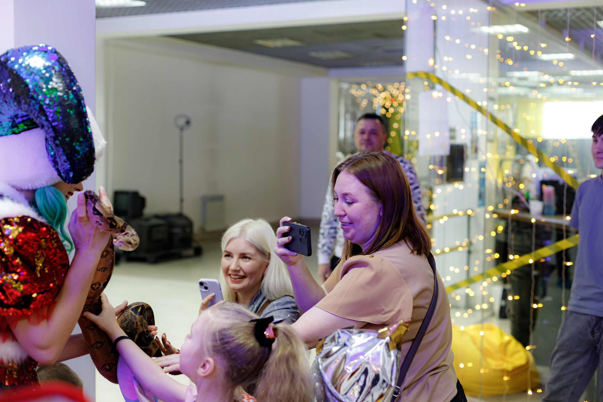 HAPPY NEW YEAR PART/5. Photokarish