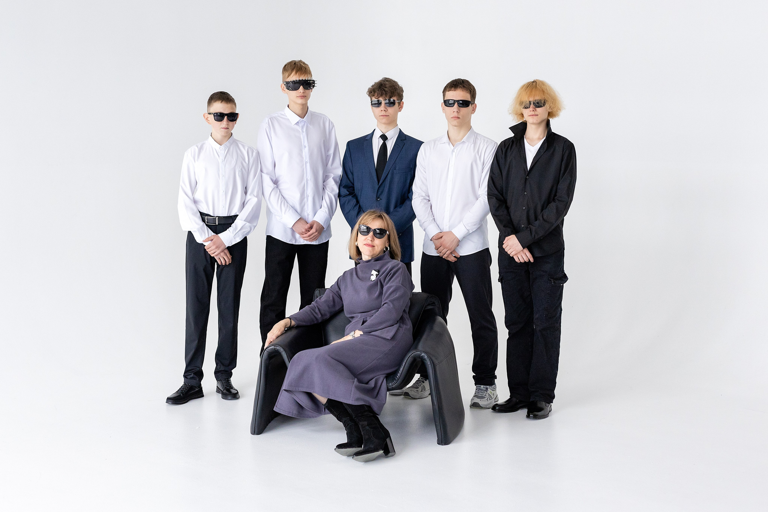 69 Школа, 9 класс. Стильный выпускной альбом Владивосток фотограф Вероника Мигачева