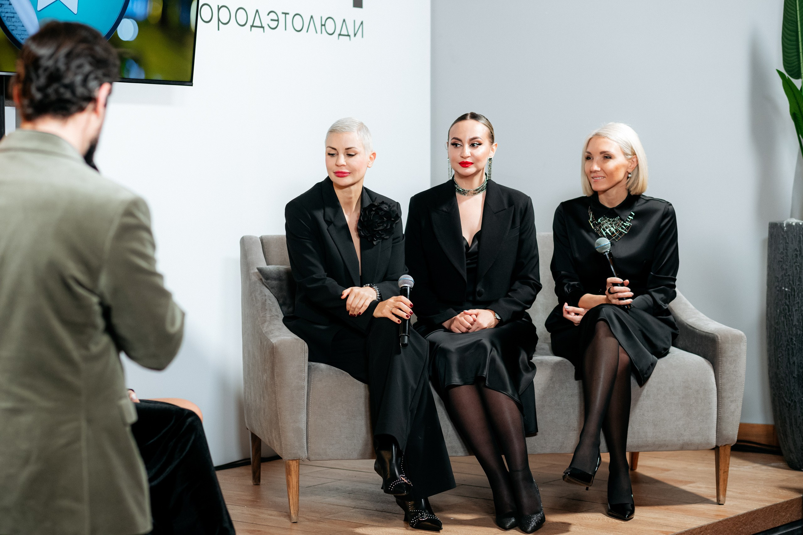 ЛИЦА.DV. СВОИ. ФОТООТЧЕТЫ-СОБЫТИЯ-МЕСТА